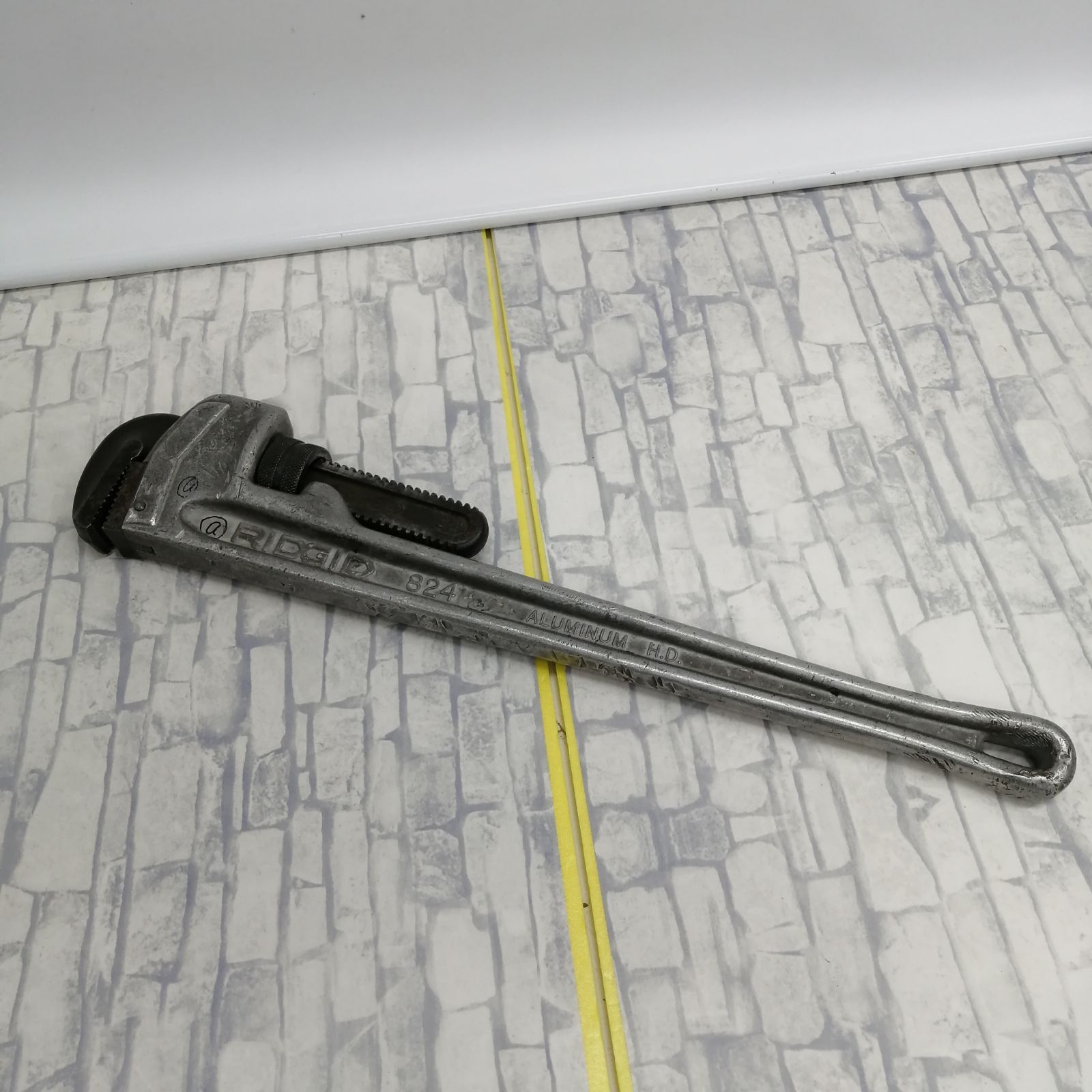 動作品 RIDGID パイプレンチ 600 mm 824