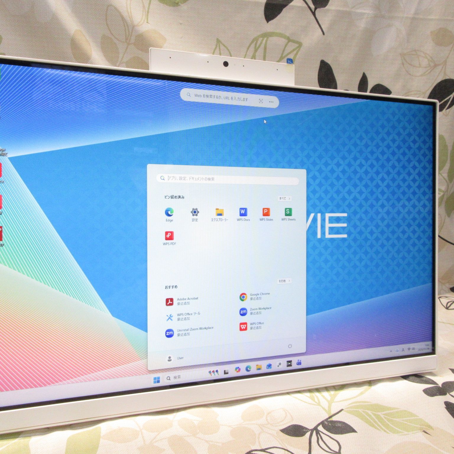 Win11公式対応10世代i3/メ8G/新品SSD480G/ブルーレイ/カメラ - メルカリ