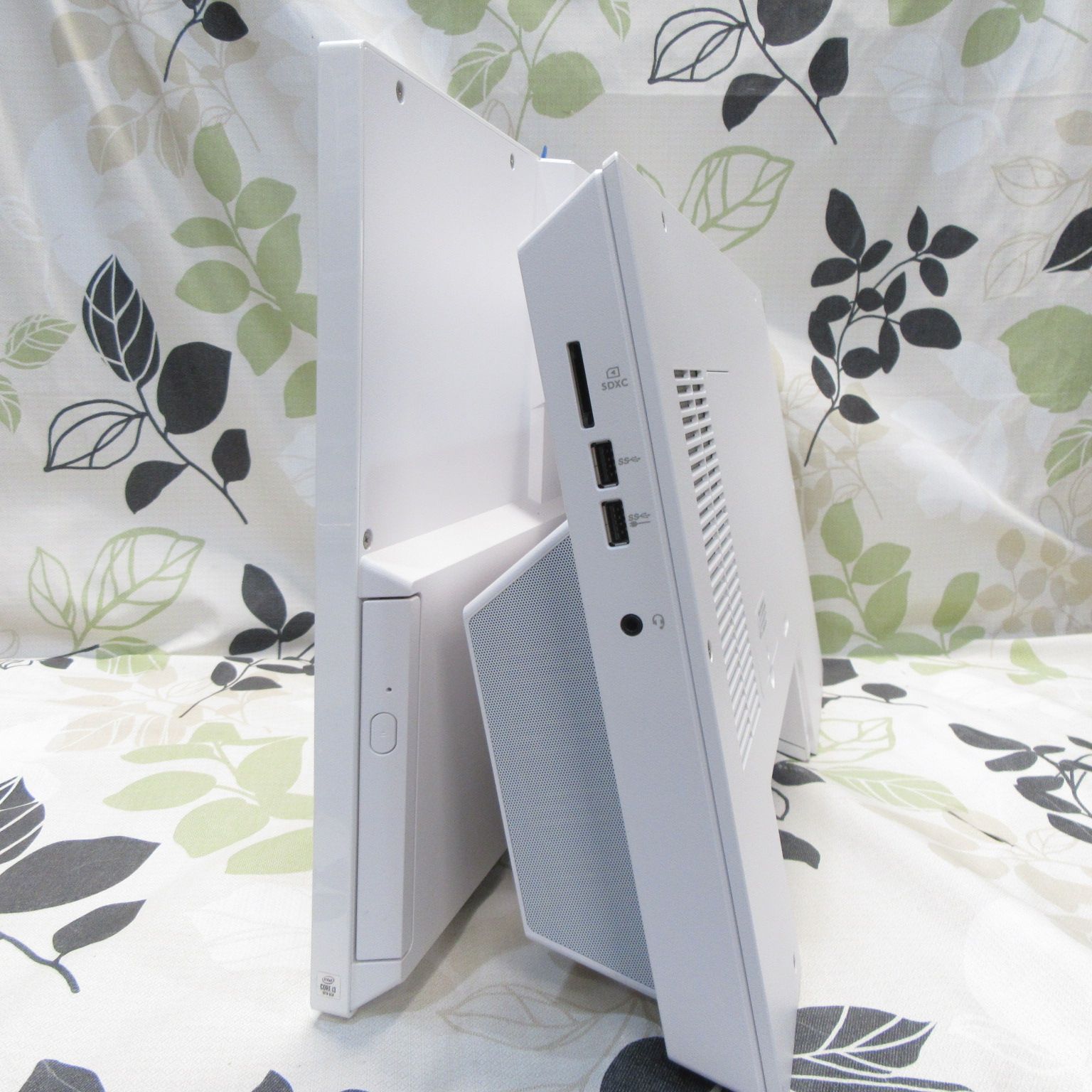 Win11公式対応10世代i3/メ8G/新品SSD480G/ブルーレイ/カメラ - メルカリ