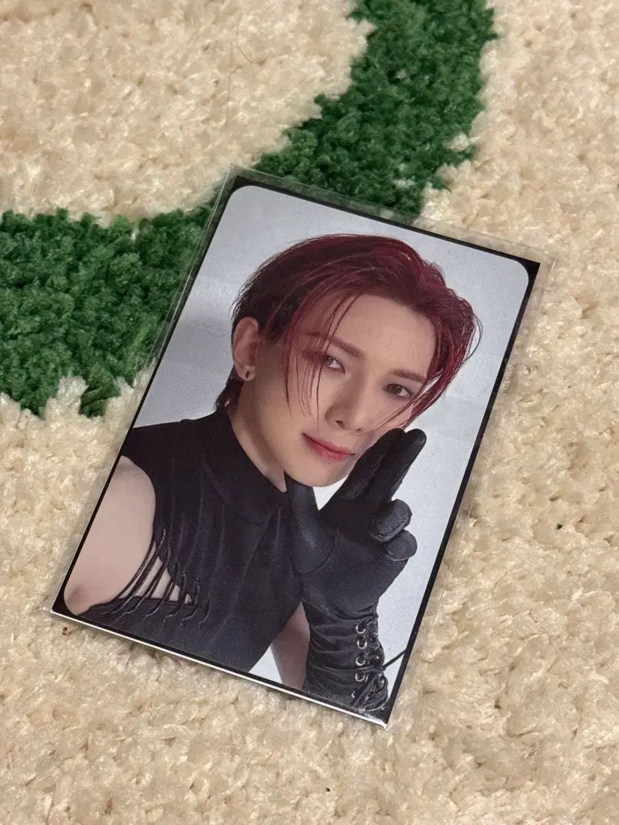 ATEEZ（エイティーズ・アチズ）vr映画特典トレカヨサン(YEOSANG) 1週目