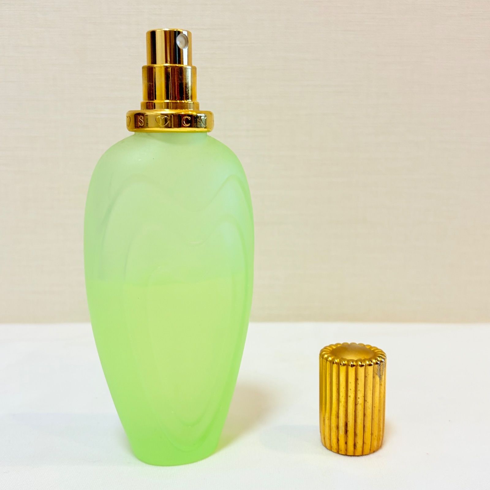 エスカーダ マルガレッタレイ サニーフルッティ オードトワレ 50ml