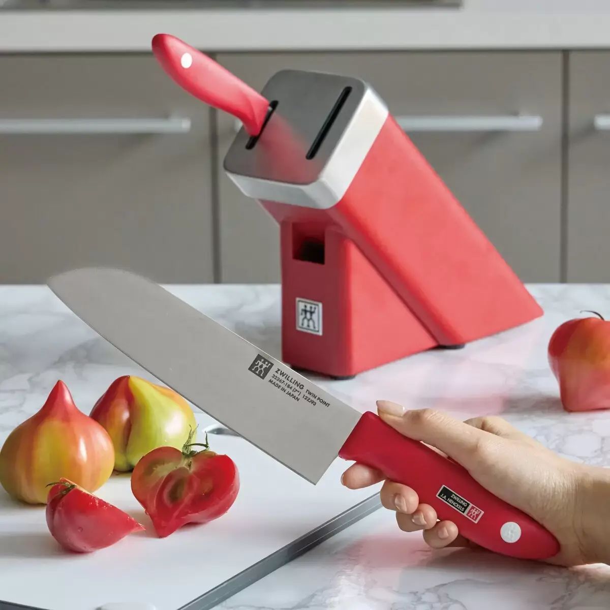 ツヴィリング　包丁、シャープナーセット　レッド　非売品 新品 ZWILLING ツヴィリング 「セルフシャープニング ナイフブロック
