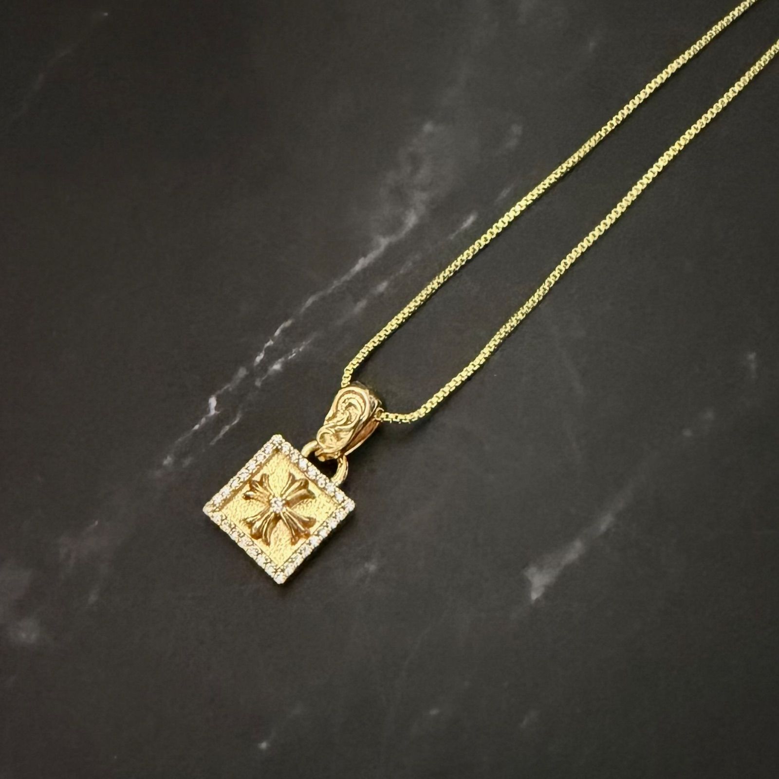 至高の輝き】22K GP ベビーファット クロスネックレス パヴェ 60cm 9g