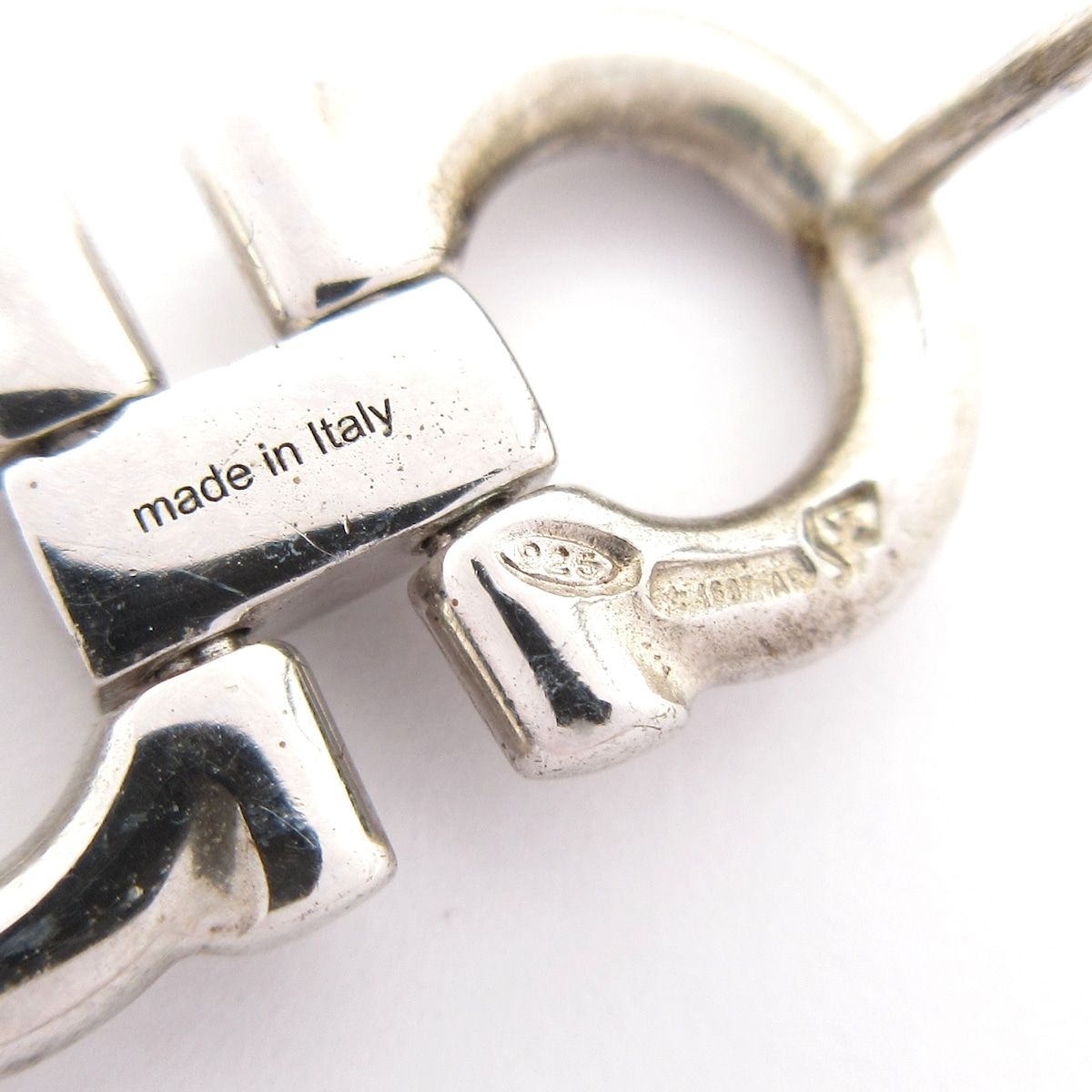 FERRAGAMO/SalvatoreFerragamo(サルバトーレフェラガモ) ピアス