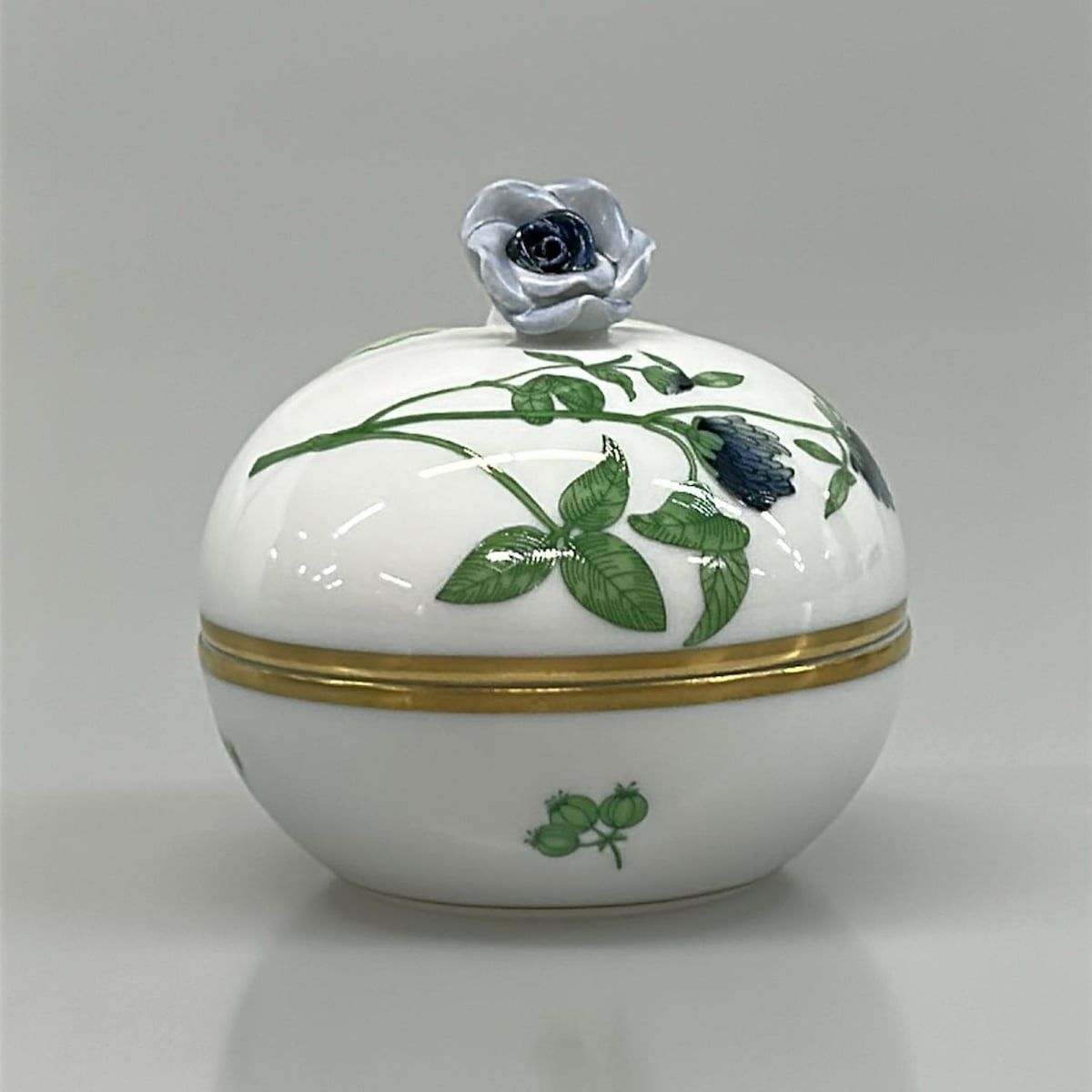 Herend(ヘレンド) 小物美品 - 白×グリーン×マルチ 小物入れ - メルカリ