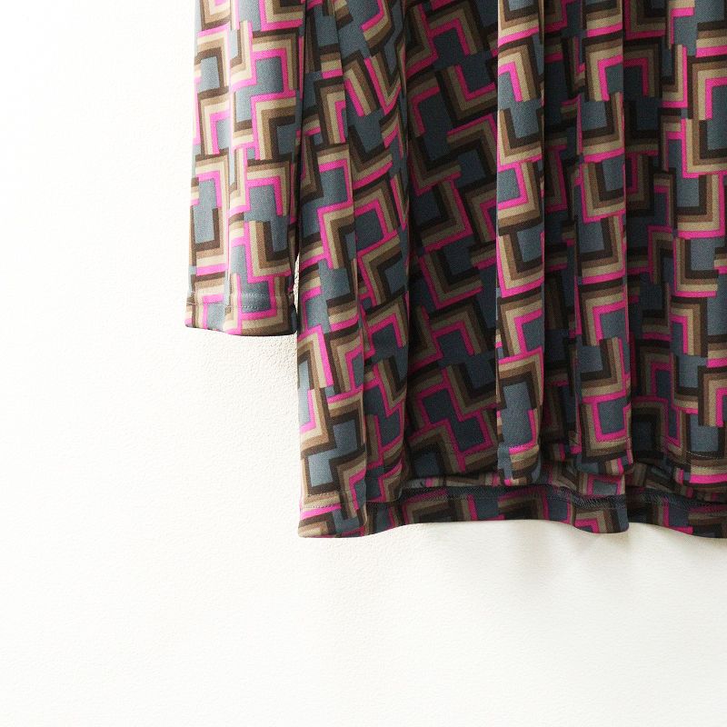 リリアンビューティ Liliane Burty ジオメトリック柄 ストレッチ