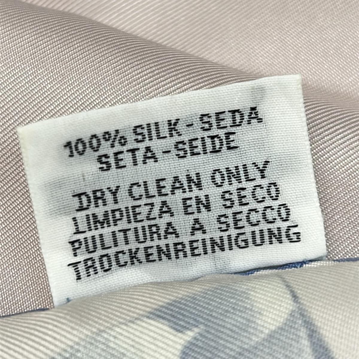 HERMES(エルメス) スカーフ美品 カレ90 ライトピンク×ブルー×パープル