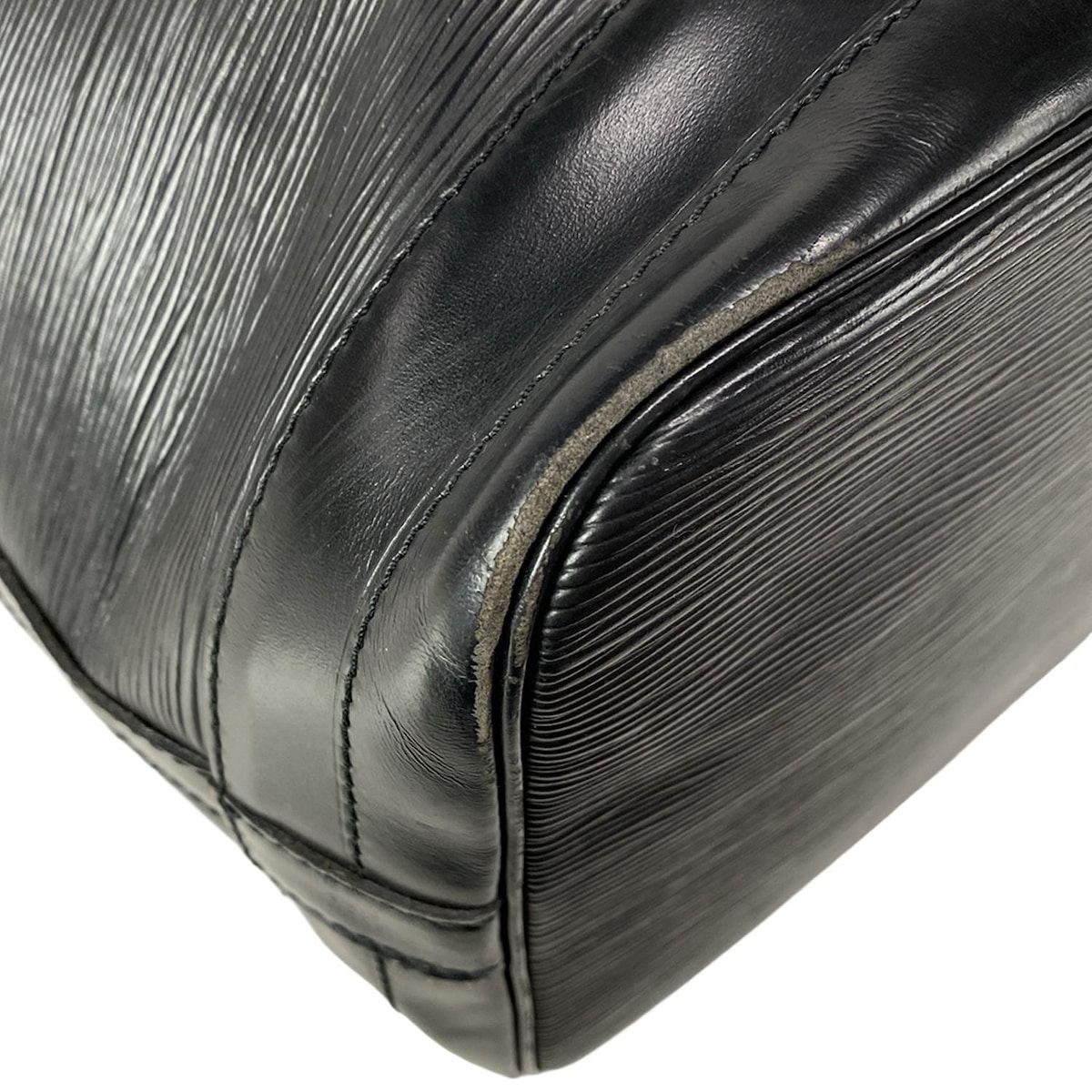 LOUIS VUITTON(ルイヴィトン) ショルダーバッグ エピ ノエ M59002