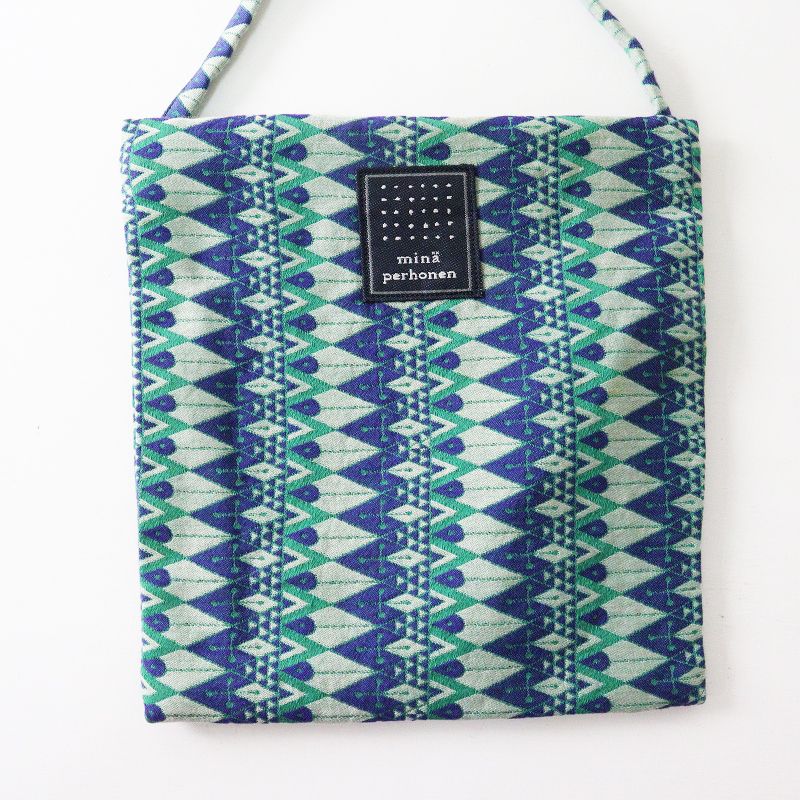 美品 2023AW ミナペルホネン mina perhonen pocket bag pesce＼グリーン系 ショルダーバッグ ポケットバッグ【2400014626797】 美品 2023AW ミナペルホネン mina perhonen pocket bag pesce