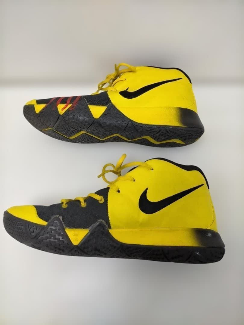 送料無料】 NIKE KYRIE2 カイリー2 バッシュ バスケットボールシューズ