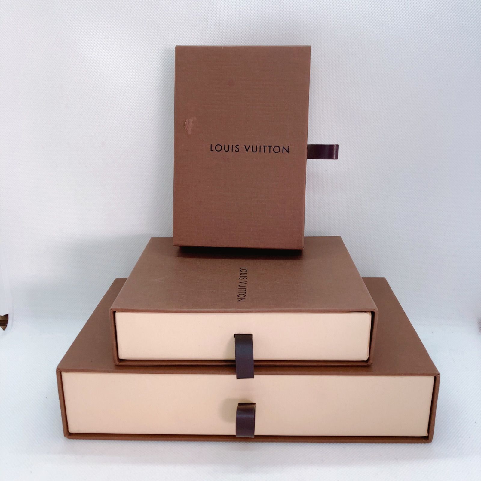 A528 LOUIS VUITTON 空箱 引き出しタイプのギフトボックス 大中小の3