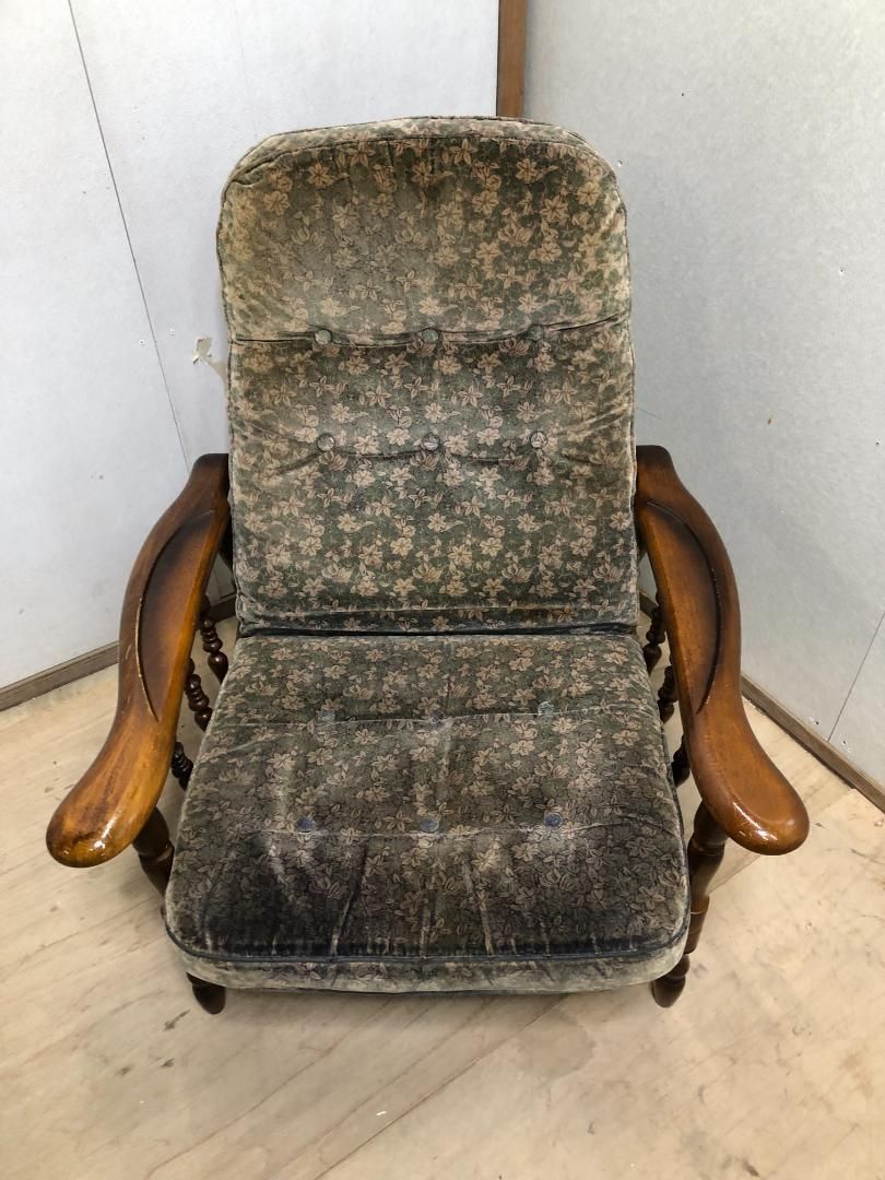 karimoku カリモク コロニアル リクライニングチェア 75035-3-0 - メルカリ