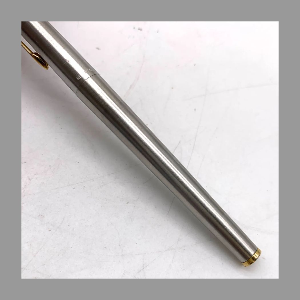 お買い得】PARKER 万年筆 ゴールド×シルバー系 - メルカリ