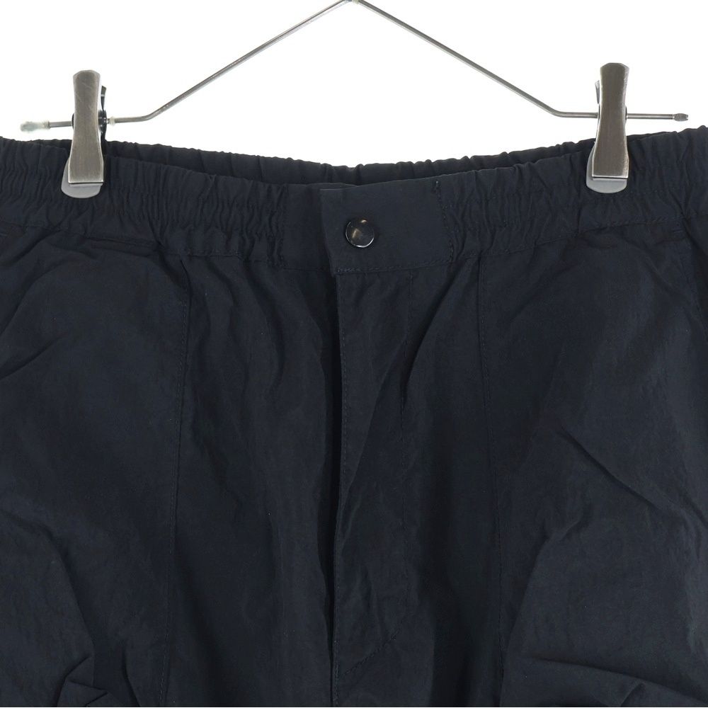 美品 DIESEL ディーゼル 23AW P-Staind カーゴパンツ 黒 DIESEL (ディーゼル) 23AW P-Staind ナイロンカーゴパンツ ビッグ