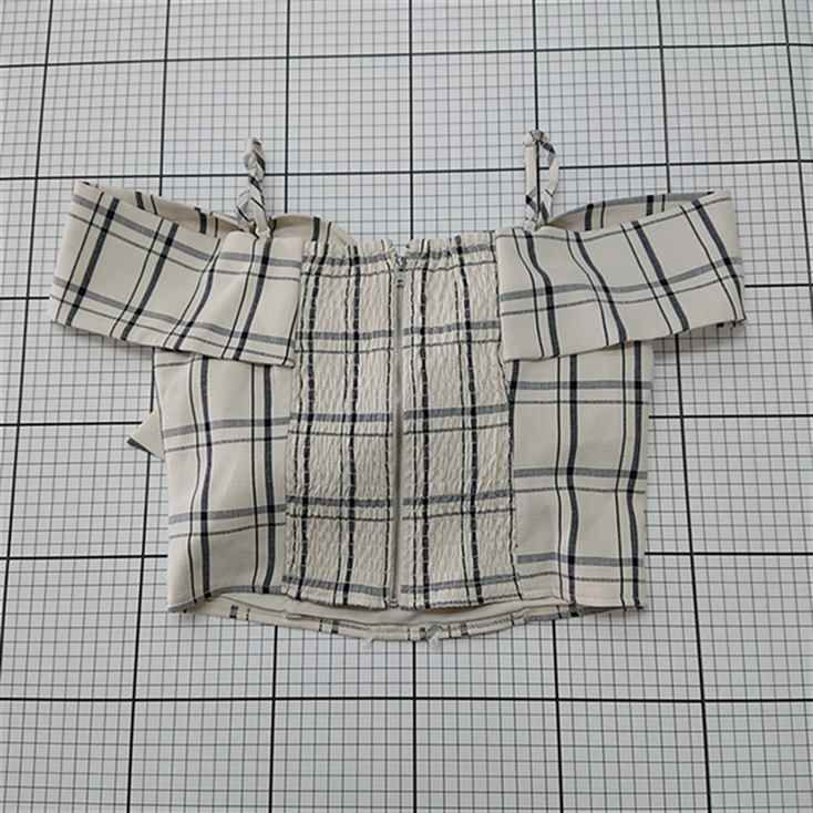 LIP SERVICE チェック柄オフショルダー ◇ ⊂ リップサービス LIP SERVICE チェック柄オフショルダートップス