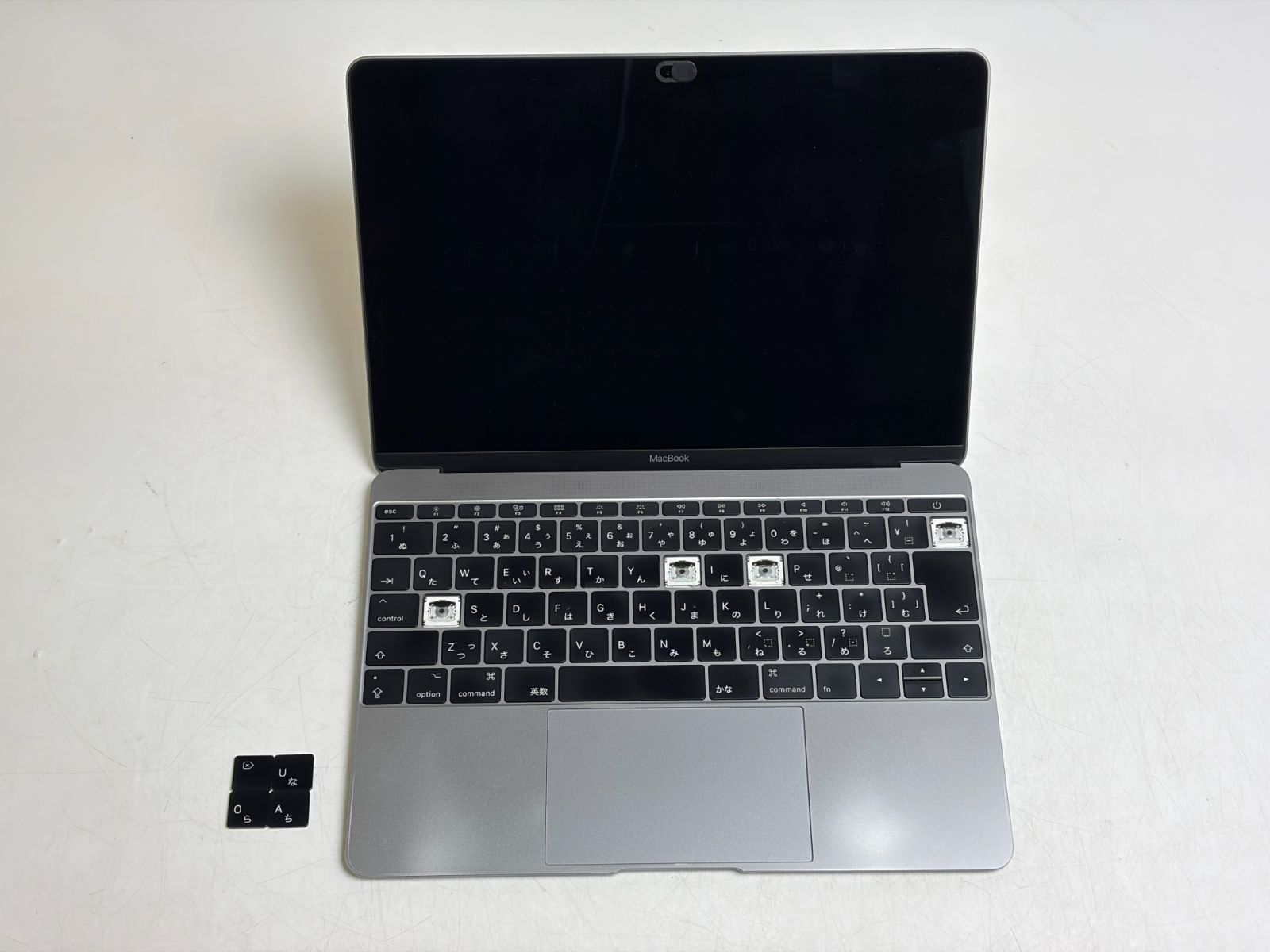 Apple MacBook (Retina， 12-inch， 2017) プロセッサ: 1.3 GHz Dual