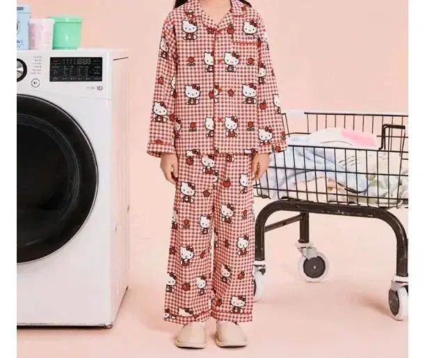 SPAO ハローキティ CHECK 長袖 パジャマ 160 - メルカリ