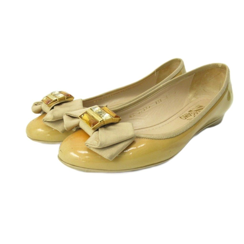 サルヴァトーレフェラガモ Salvatore Ferragamo パンプス フラット