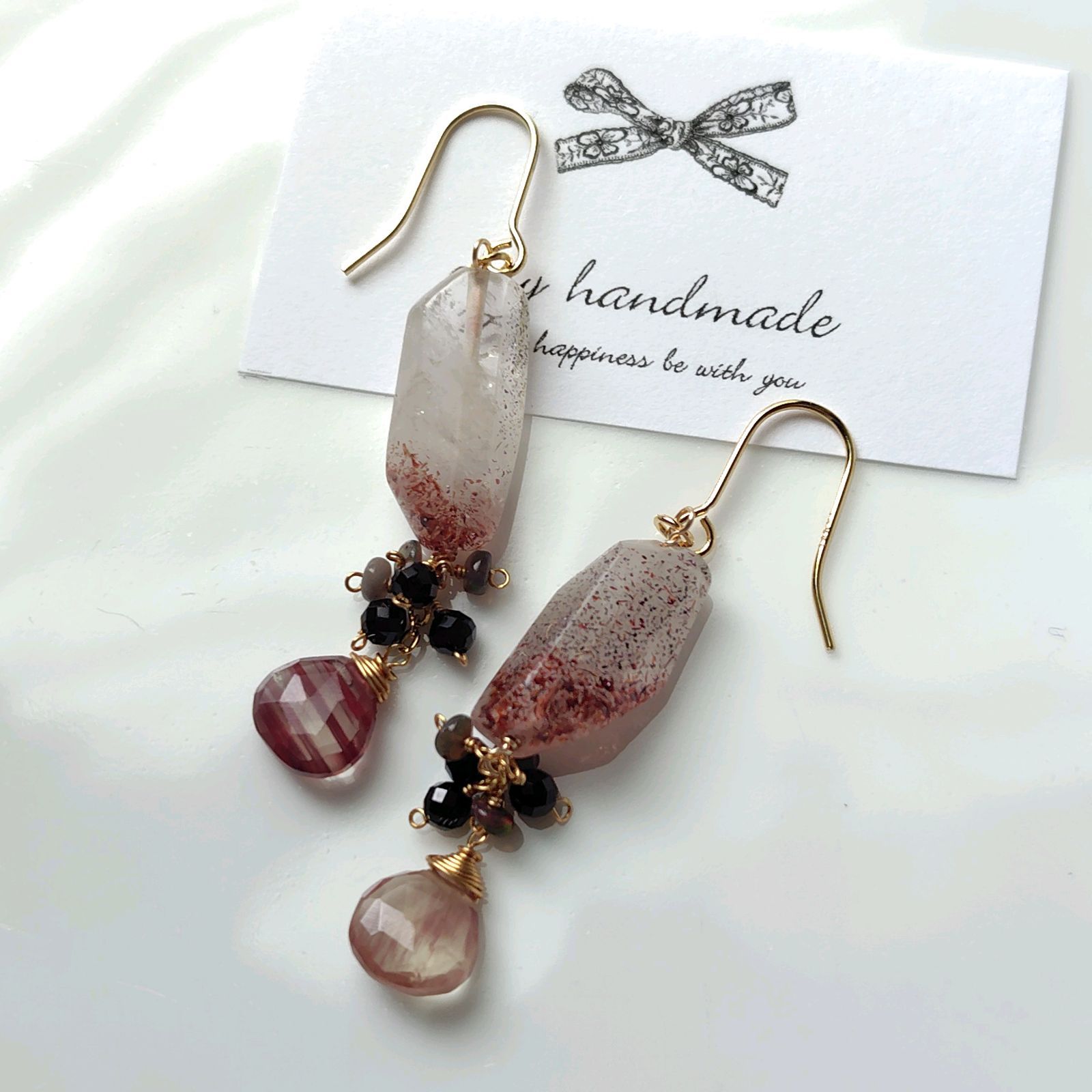 レドクロサイトインクォーツ×アンデシンetc.ピアス - メルカリ