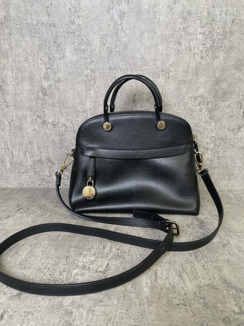 中古】FURLA ﾌﾙﾗ Piper ﾊﾟｲﾊﾟｰ ﾊﾞｯｸﾞ ｼｮﾙﾀﾞｰ ﾊﾝﾄﾞ 2WAY ｲﾀﾘｱ製 ITALY