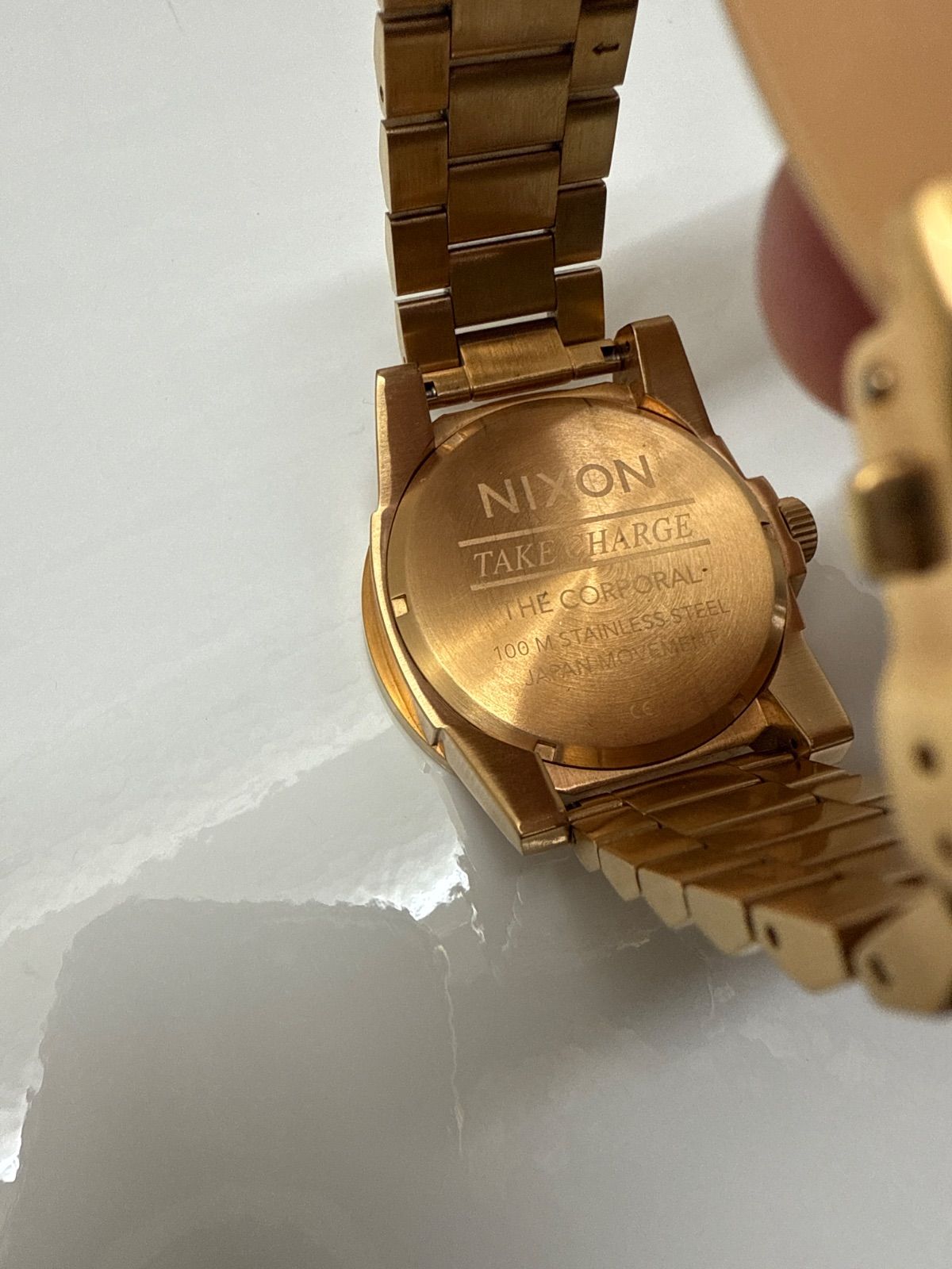 S00116 NIXON ニクソン｜腕時計 ウォッチ Watch｜ゴールド Gold 金
