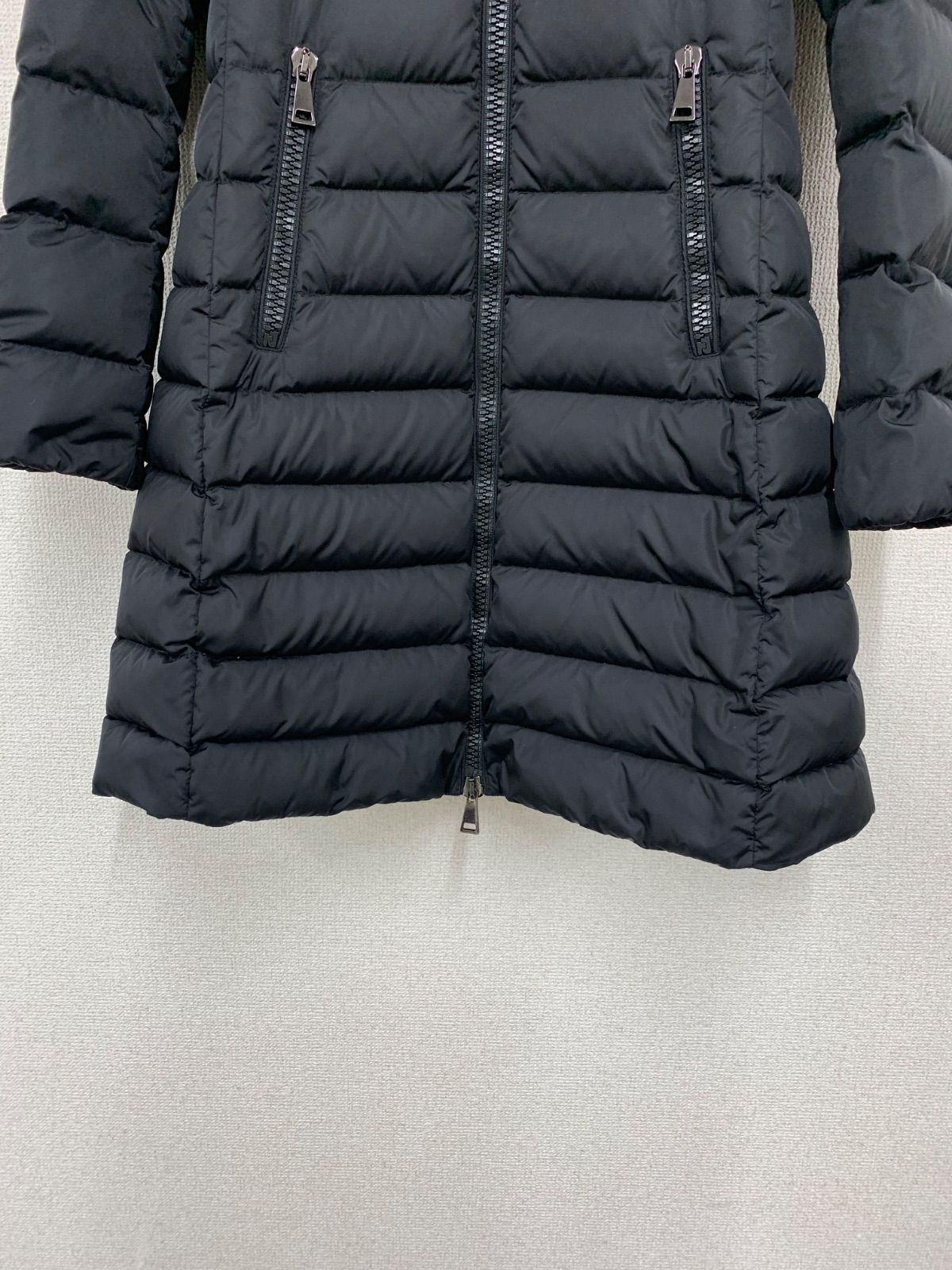 0 MONCLER モンクレール TALEV ブラック ダウン サイズ2