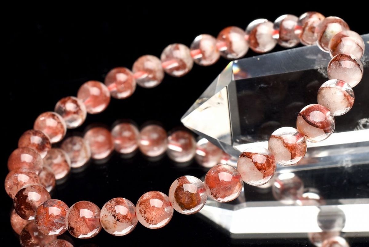 1点物】縁起のいい赤富士 レッドファントムクォーツ 7mm ブレスレット