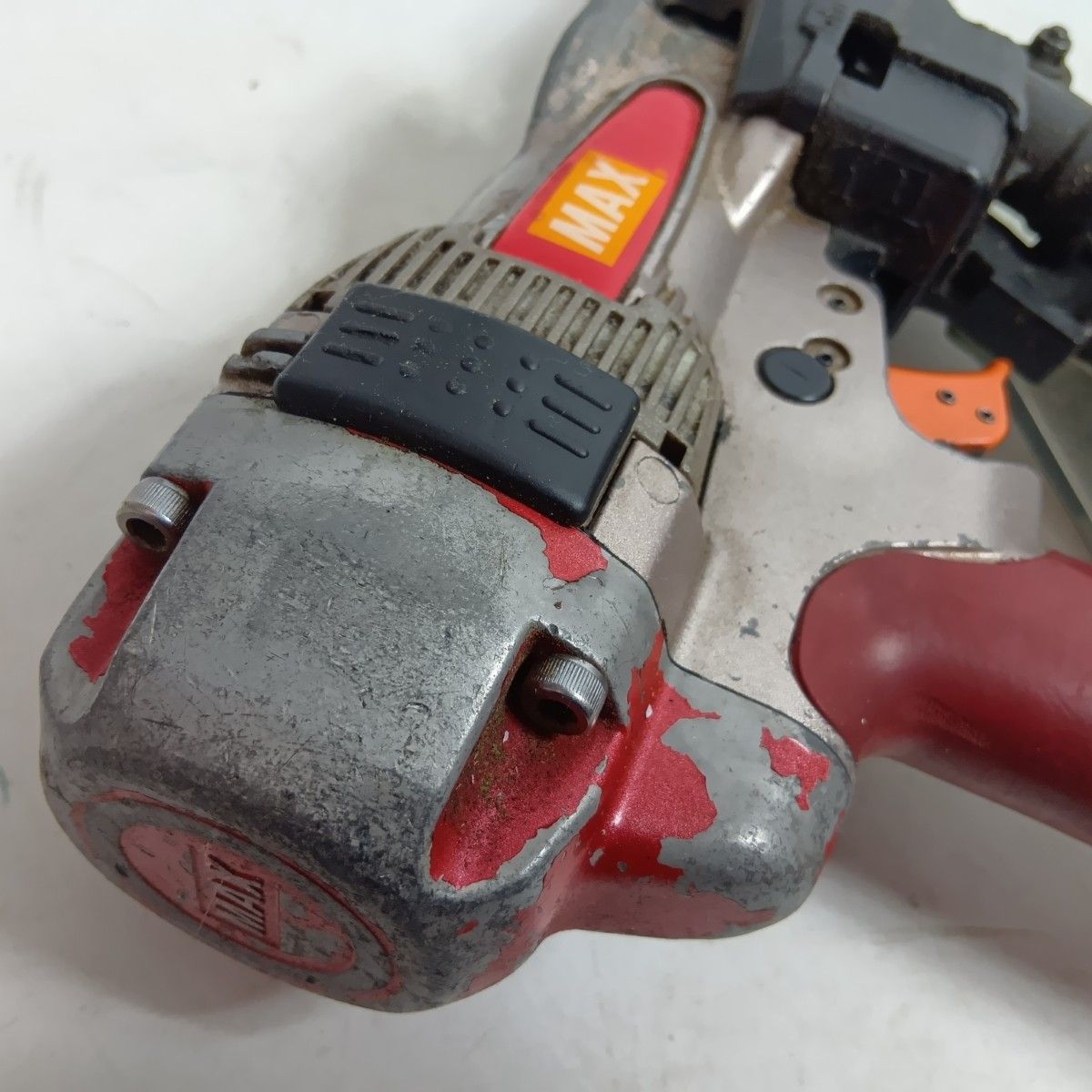 MAX マックス エア釘打ち HN-65Z1 レッド 程度C 本体のみ 高圧 65mm 13426279F キズ・ハガレ有 MAX マックス エア釘打ち HN-65Z1 レッド 程度C 本体のみ 高圧 65mm
