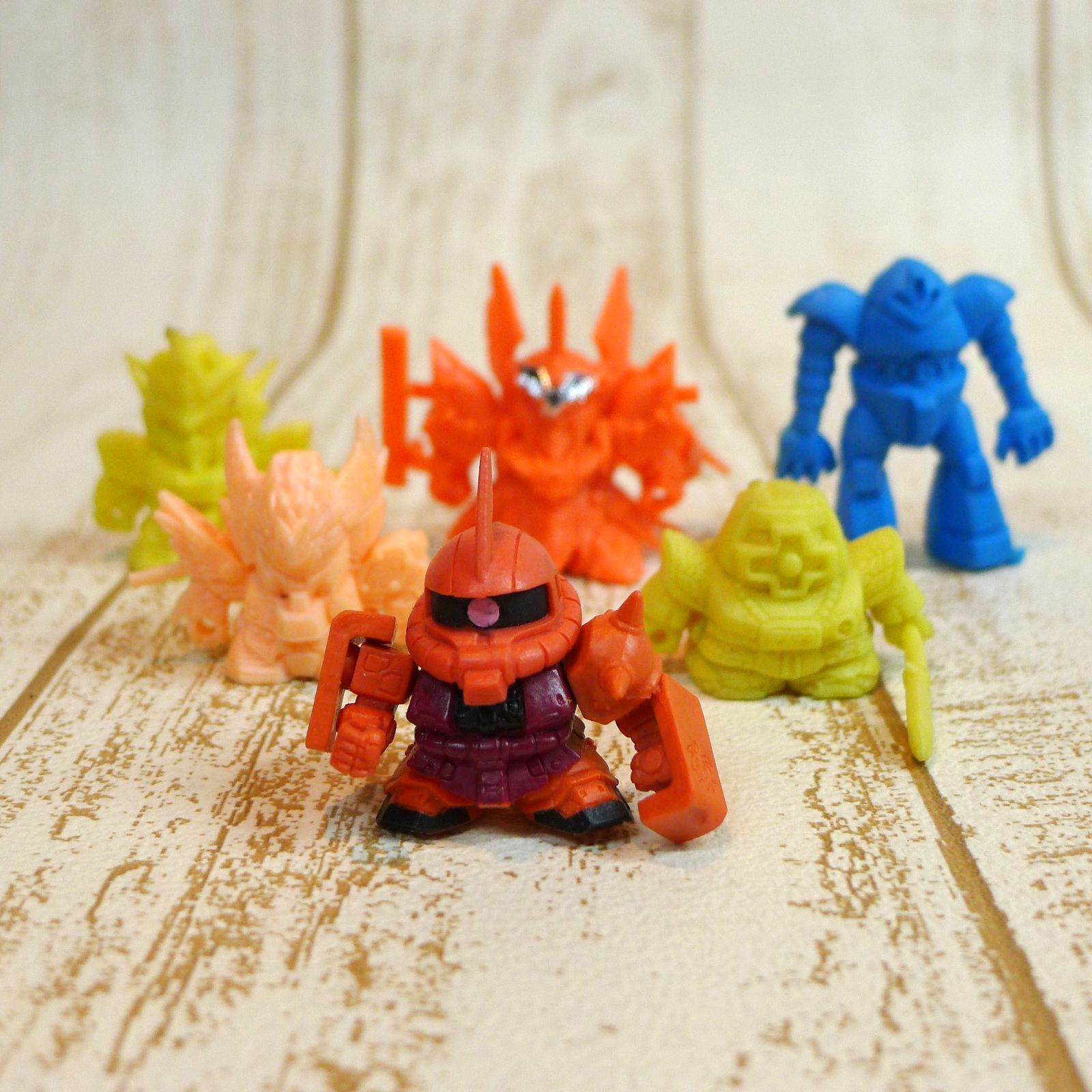 ガン消し 大量まとめ 820g 機動戦士ガンダム・SDガンダム・騎士