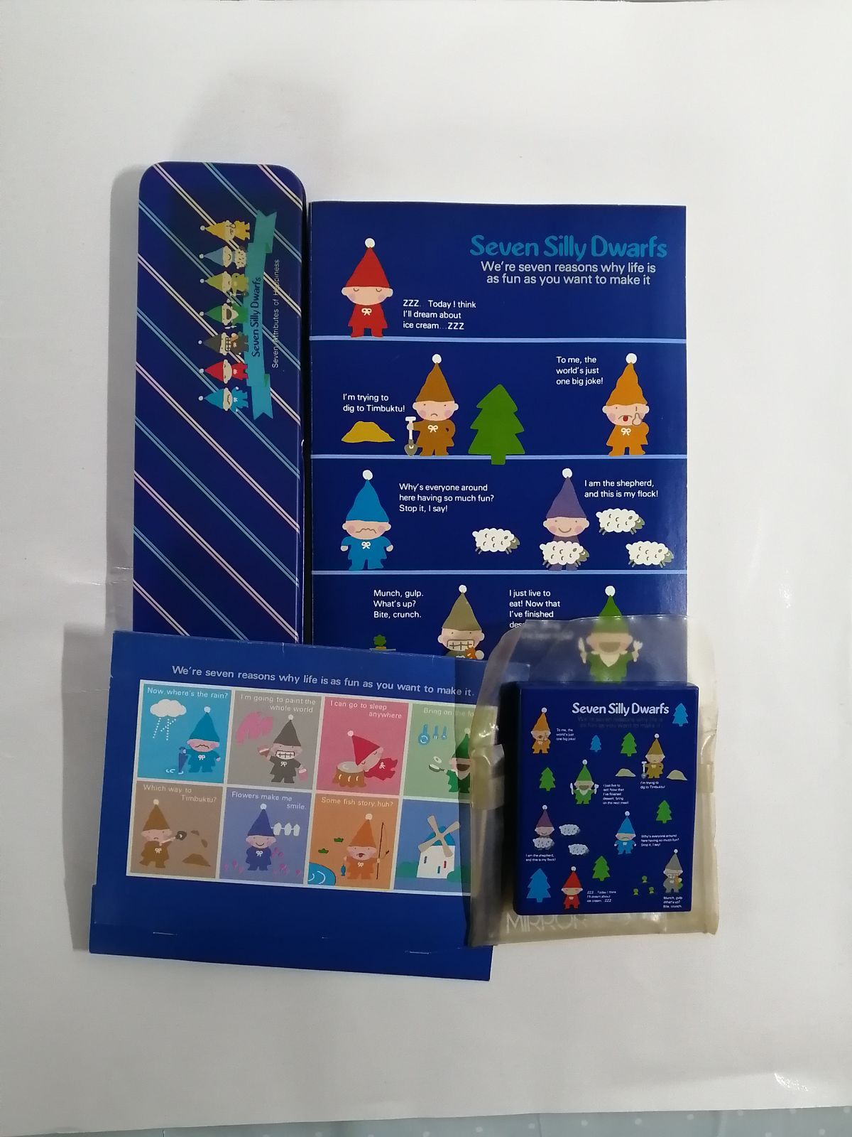 セブンシリードワーフ　缶ペンケース　セット セブンシリードワーフ「レトロ」缶ペンケース,ノート,コンパクト