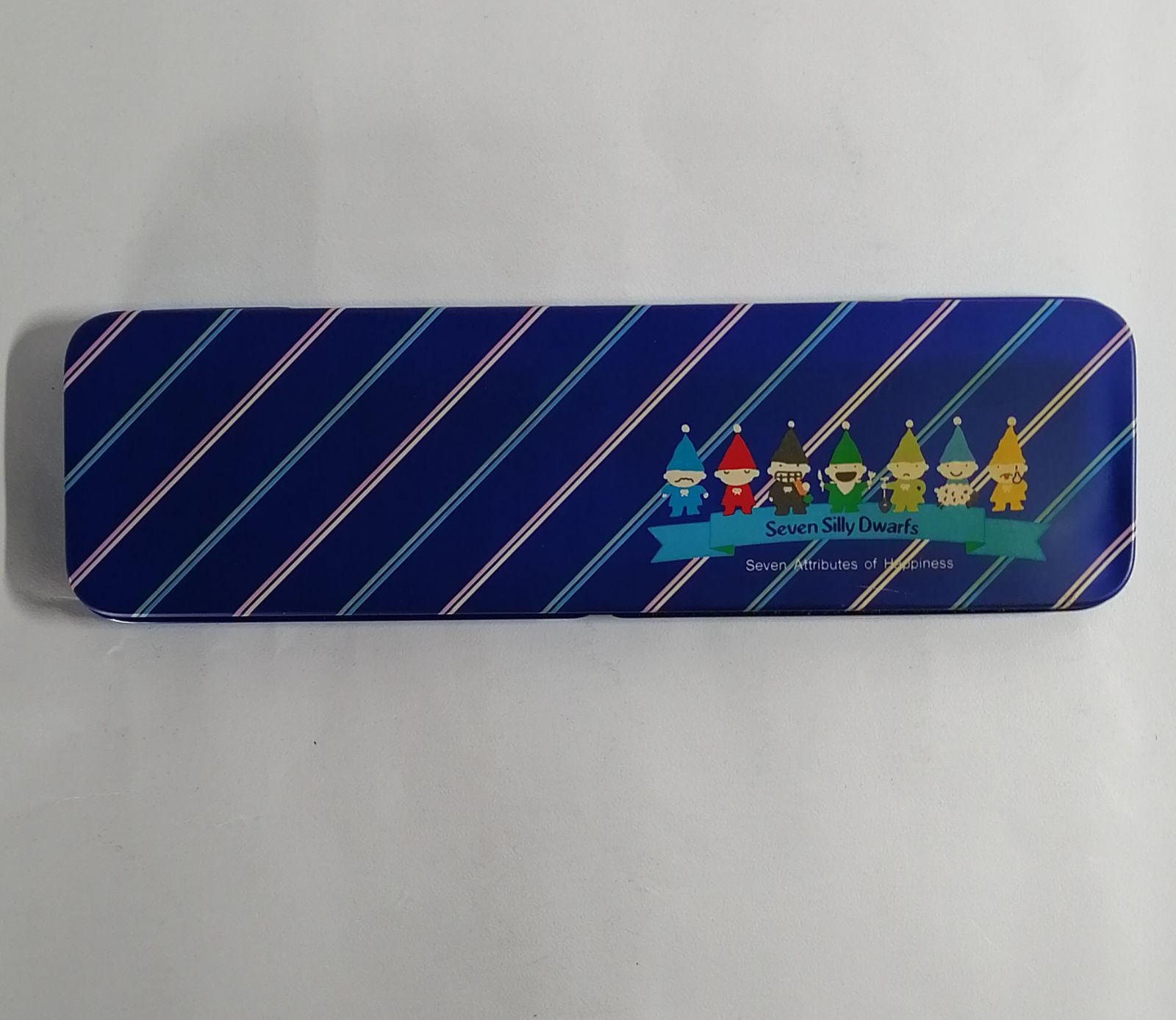 セブンシリードワーフ「レトロ」缶ペンケース,ノート,コンパクト