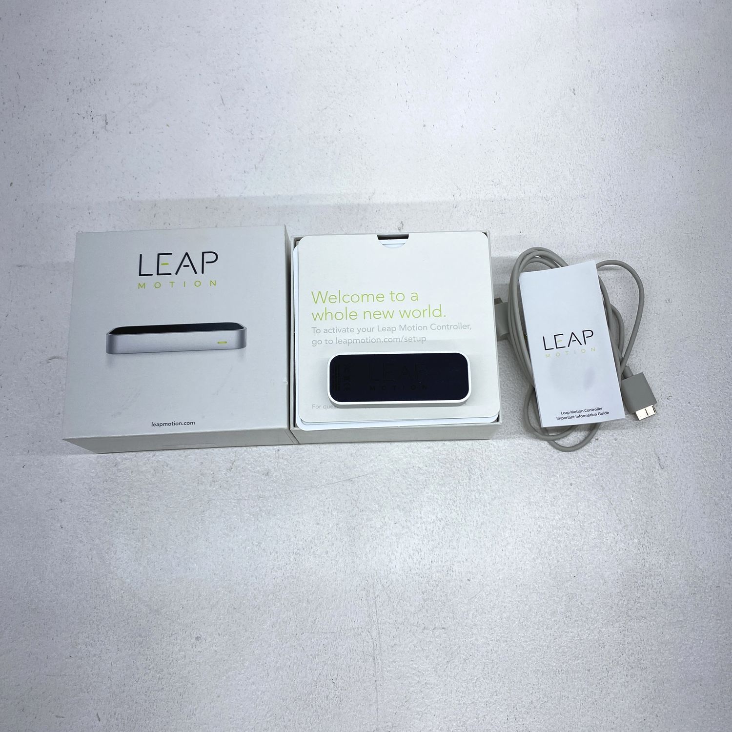 その他 LeapMotion Amazon出品開始・英国Ultraleap社製 非接触ハンドトラッキングセンサ