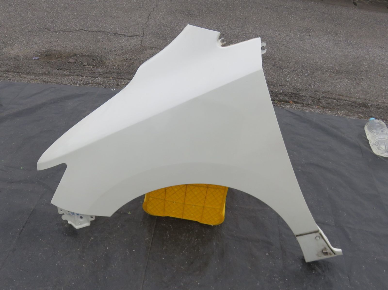 LK436* 日産 E52/前期 エルグランド フロント(左) フェンダー 助手席側 /純正 QABブリリアントホワイト