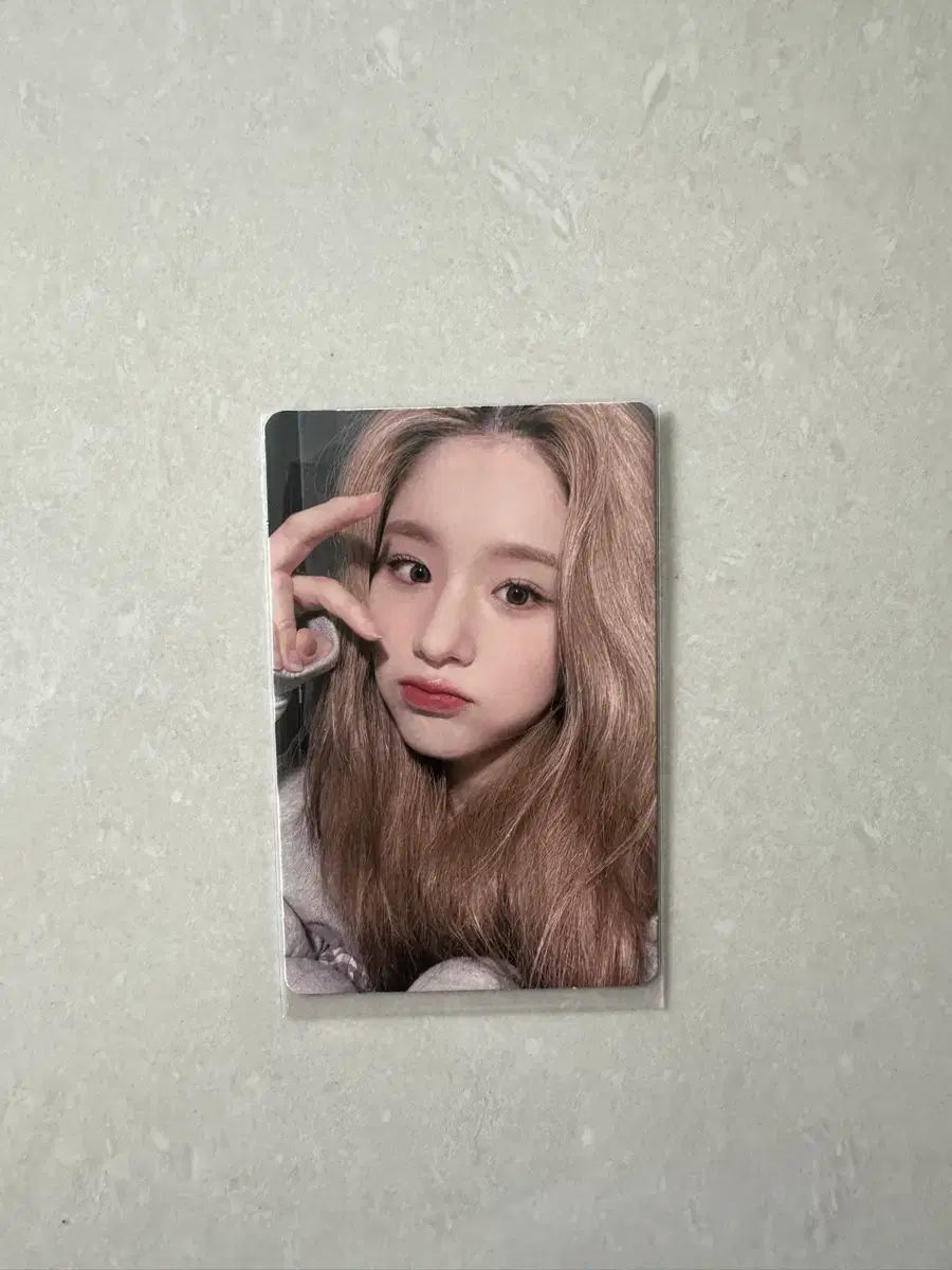 今月の少女(LOONA) ルナバース トレーディングカード トレカ ヒジン