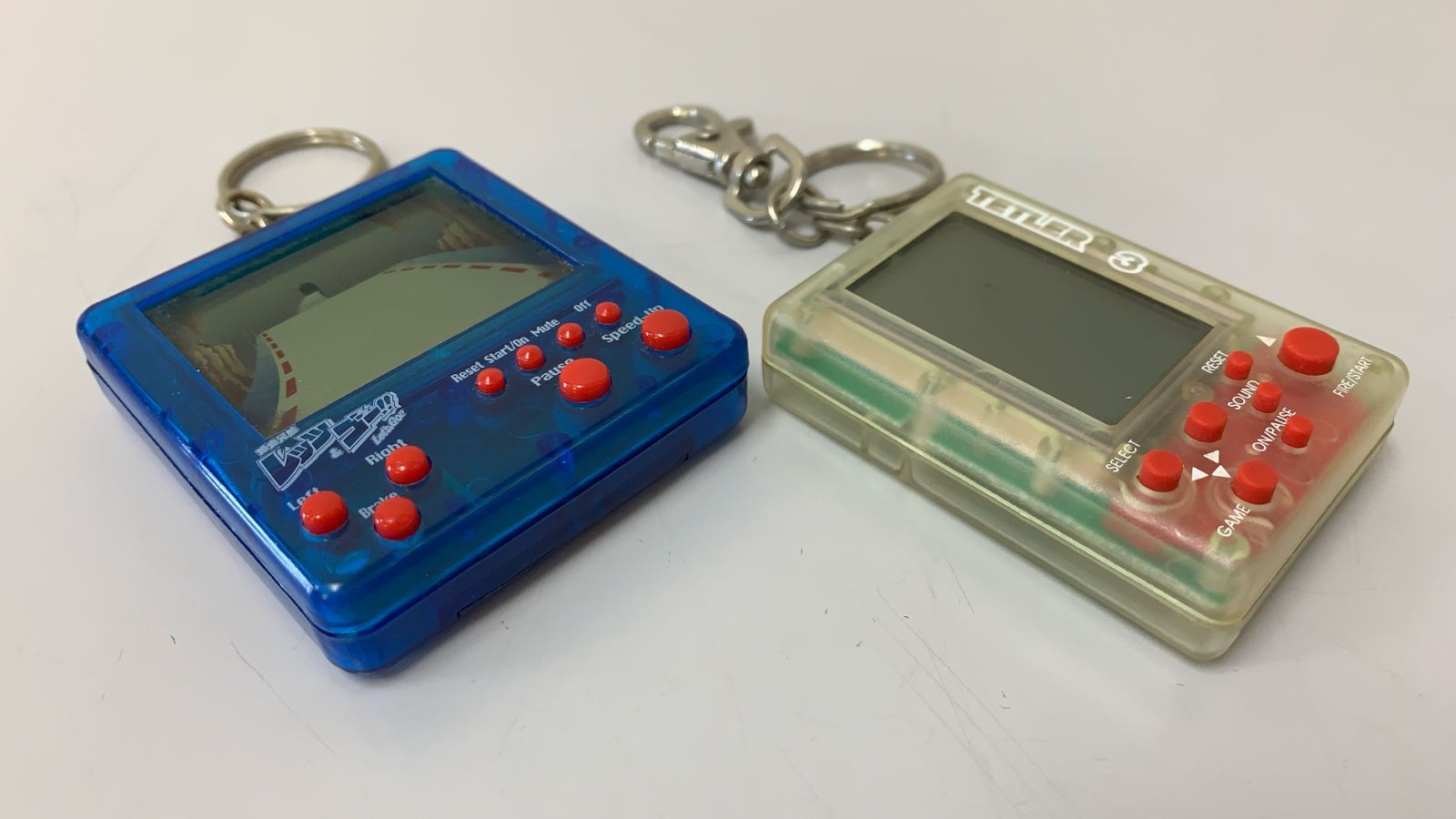 〇昭和レトロ ポケットゲーム機 2台【ジャンク品/電源入らない