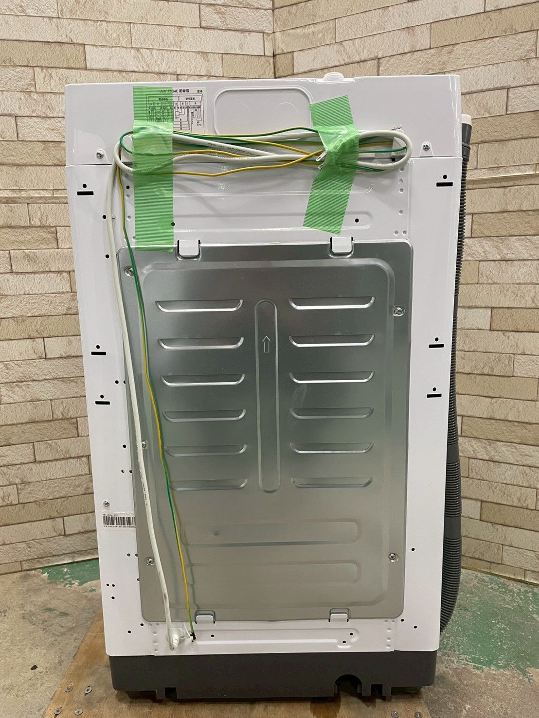 【美品】大阪送料無料★3か月保障付き★洗濯機★アイリスオーヤマ★6kg★2023年★IAW-T604E★IS-1142 大阪送料無料☆3か月保障付き☆洗濯機☆アイリスオーヤマ☆6kg☆2025年