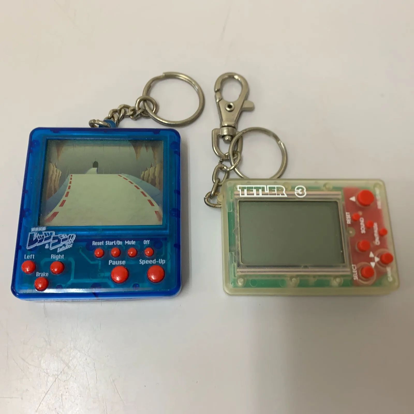 〇昭和レトロ ポケットゲーム機 2台【ジャンク品/電源入らない