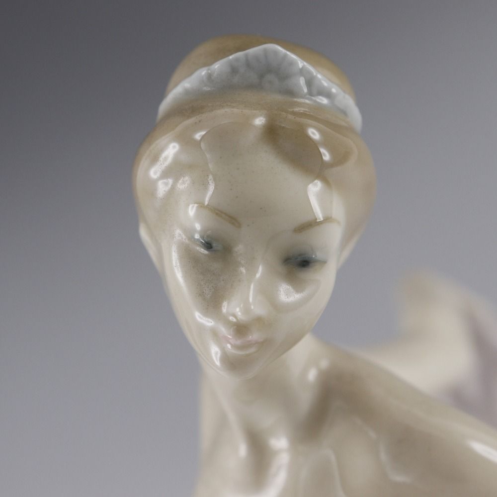Lladro】リヤドロ 踊る少女 ポーセリン _ 置物 オブジェ - メルカリ