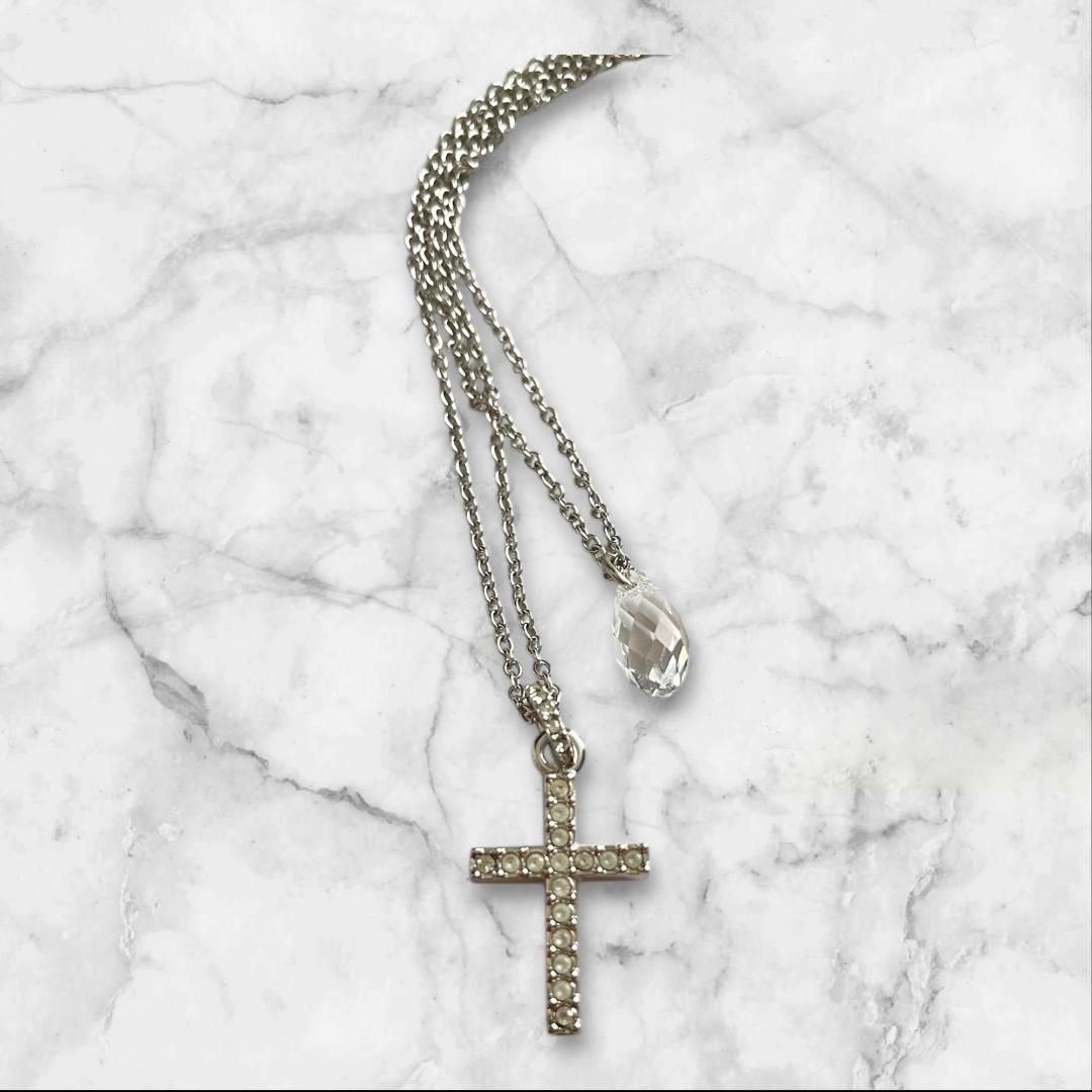 SWAROVSKI クロス ネックレス クリスタル 2連風 シルバー系 - メルカリ