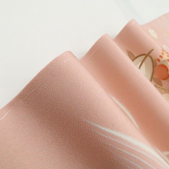 ❁tomihisa❁新品 吉澤友禅 吾妻徳穂 落款 金駒刺繍 着物 正絹 仕付け