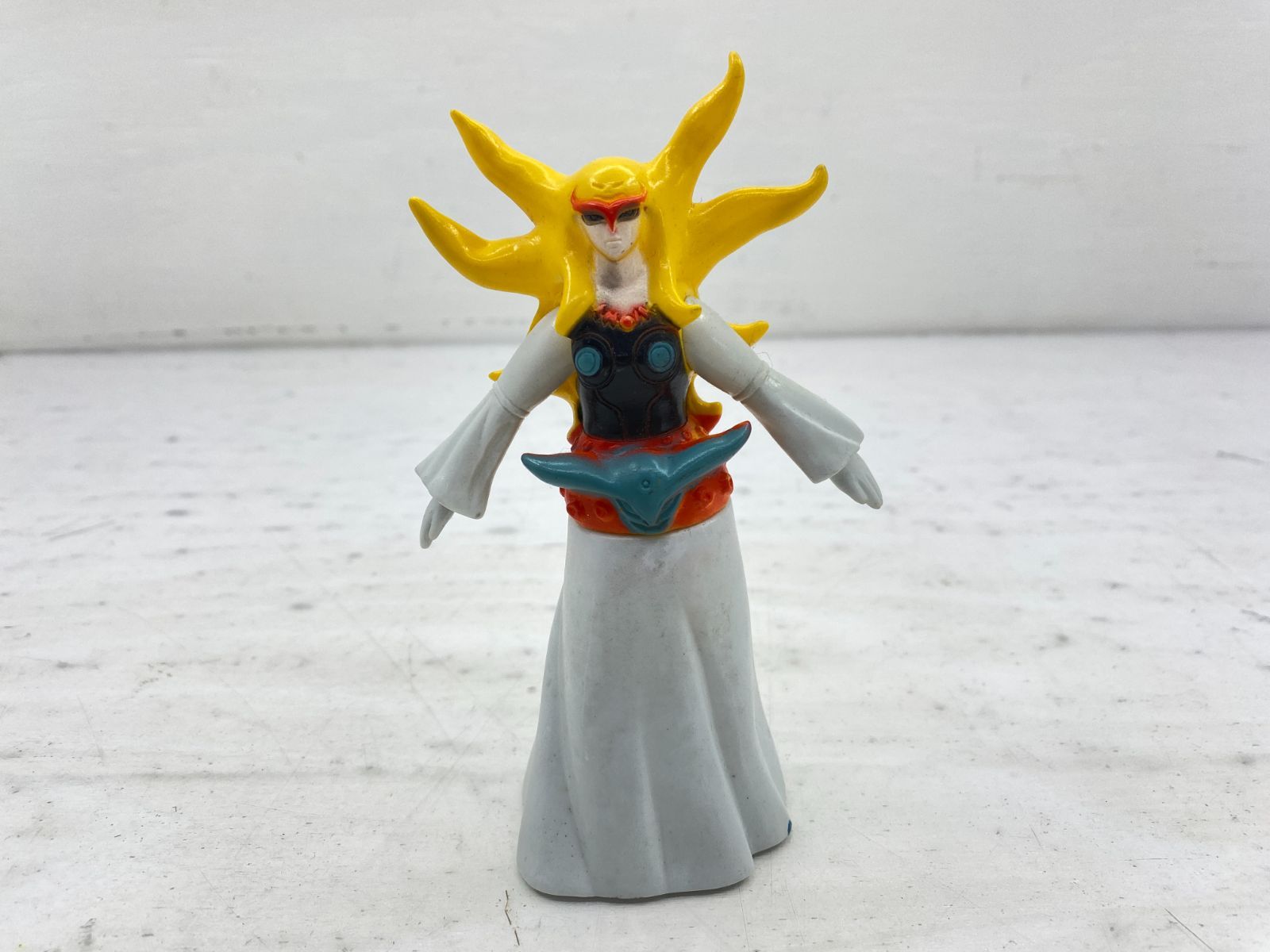 盛岡47-0025] オンダ 鋼鉄ジーグ ヒミカ女王 ミドルサイズ ソフビ