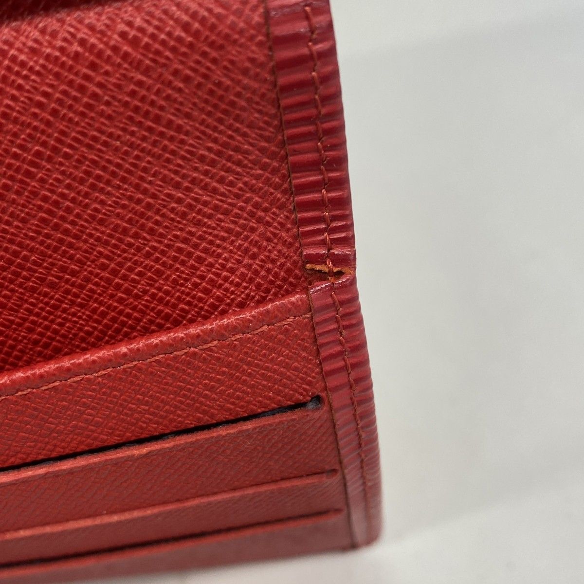 ▽【ヴィトン 長財布 三つ折 エピ M63387 ポルトトレゾール】SH ✨美品 