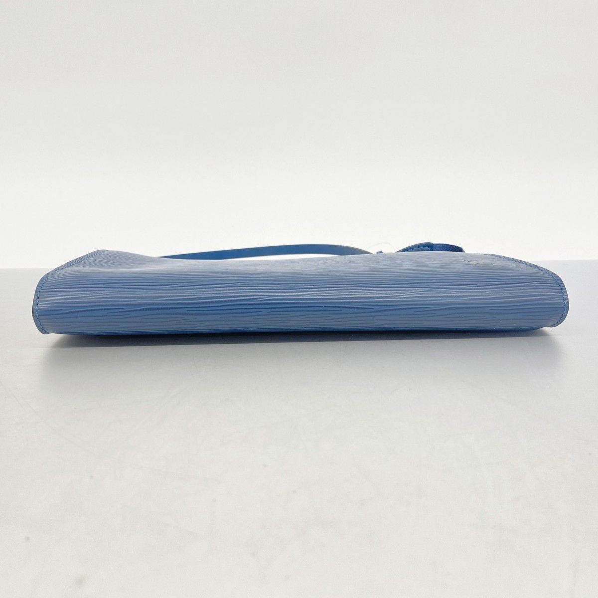 6ae5070-k】ルイヴィトン ポーチ エピ ポシェットアクセソワール