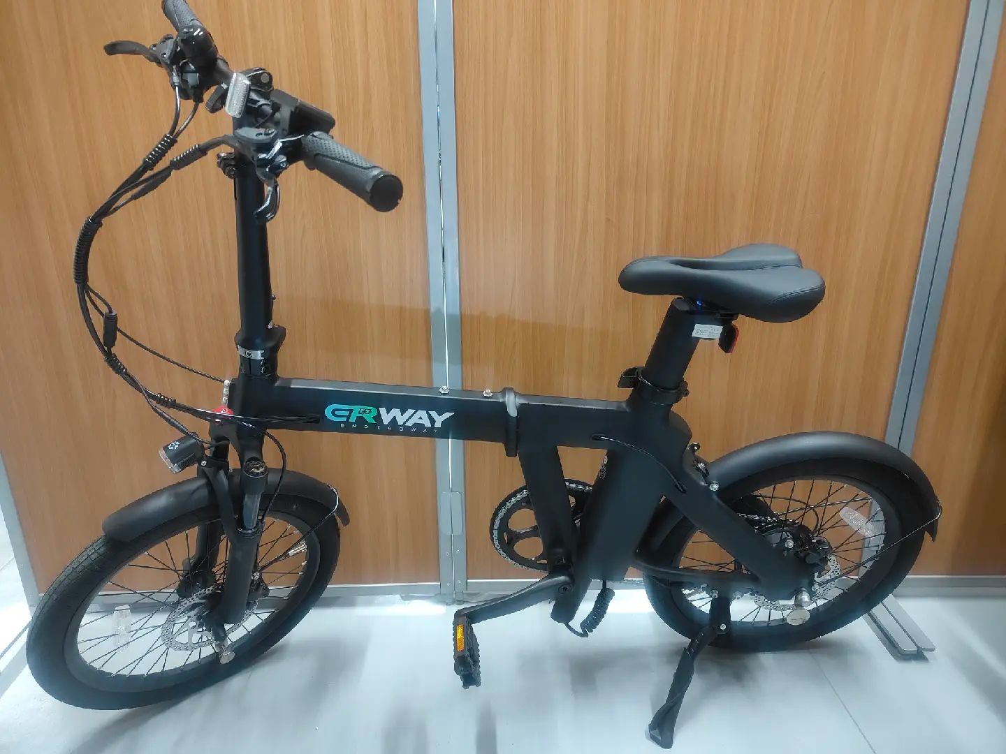 期間限定セール開催中！】折りたたみ電動アシスト自転車ERWAYA02