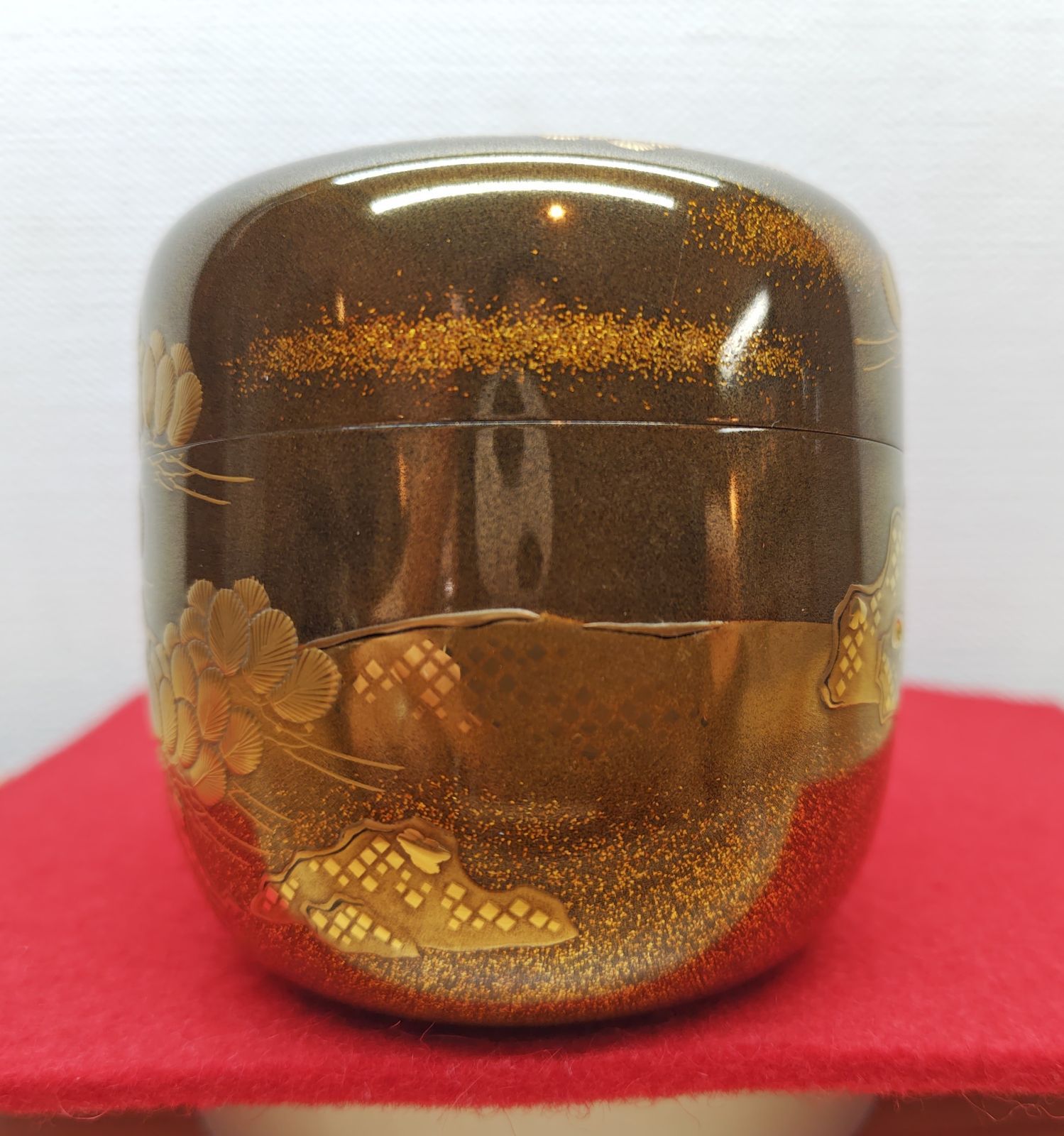 逢絢亭・中古品】茶道具 大棗 輪島塗 老松蒔絵 内梨地 最高峰蒔絵 盛り