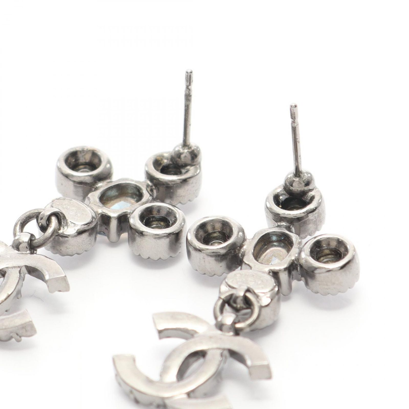 ☆Myday01☆　シャネル ピアス ボールモチーフ C21Ｋ 片耳のみ ☆Myday01様専用☆ シャネル ピアス ボールモチーフ C21K 片耳のみ