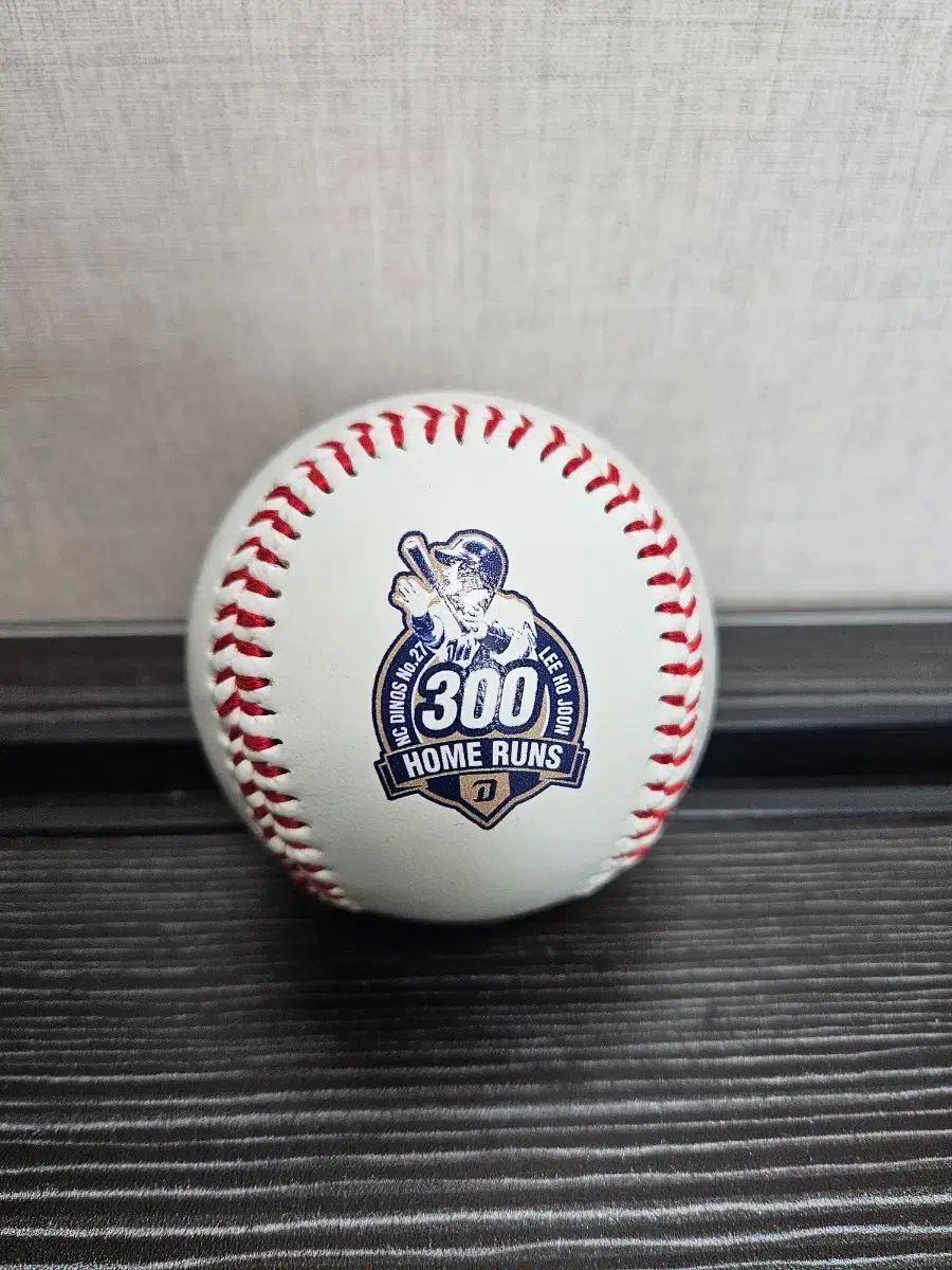 イ・ホジュン 300 HOMERUN 記念ボール サインボール - メルカリ