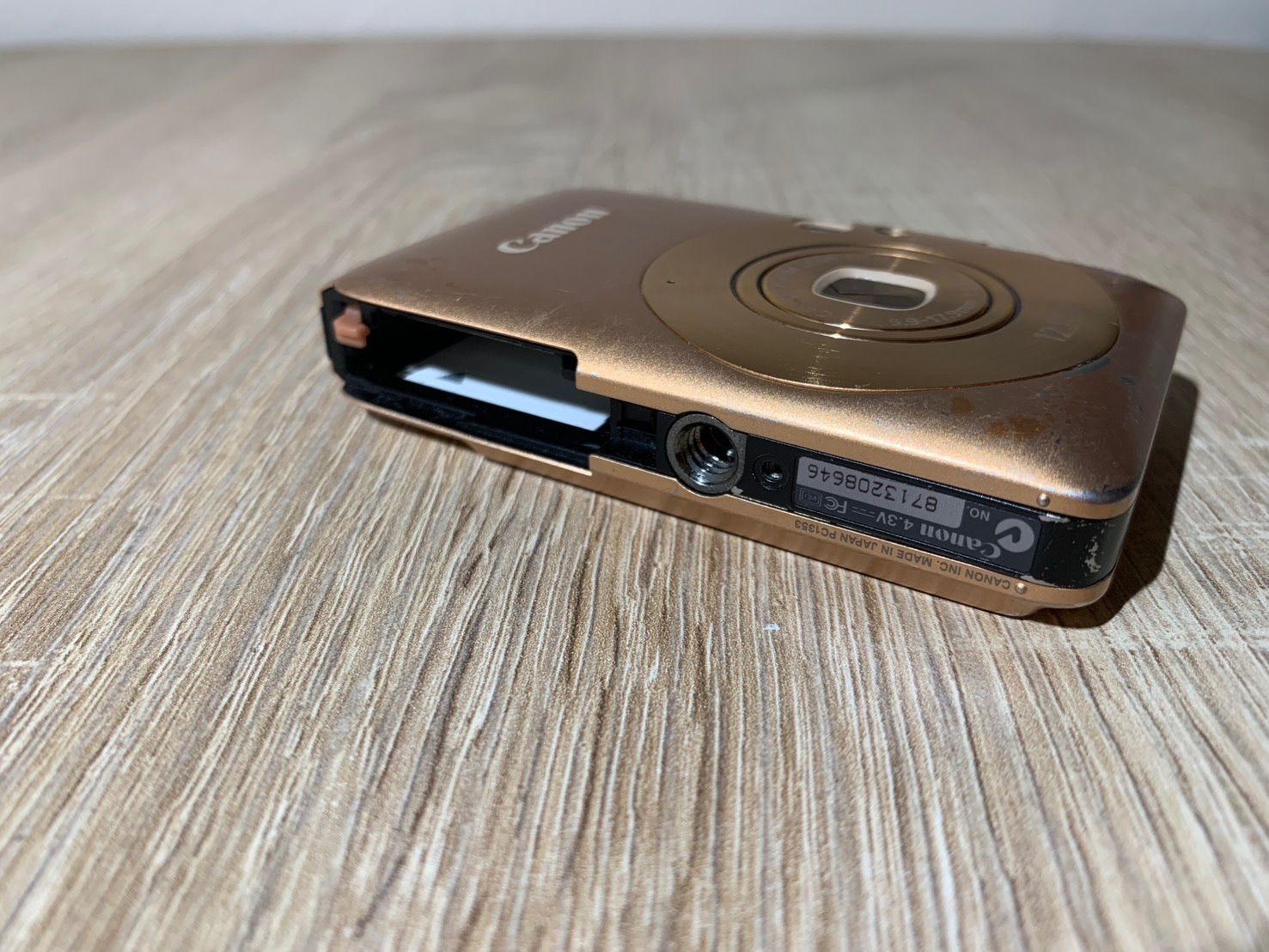 7933 Canon IXY DIGITAL 210 IS ゴールド デジカメ ジャンク品 - メルカリ