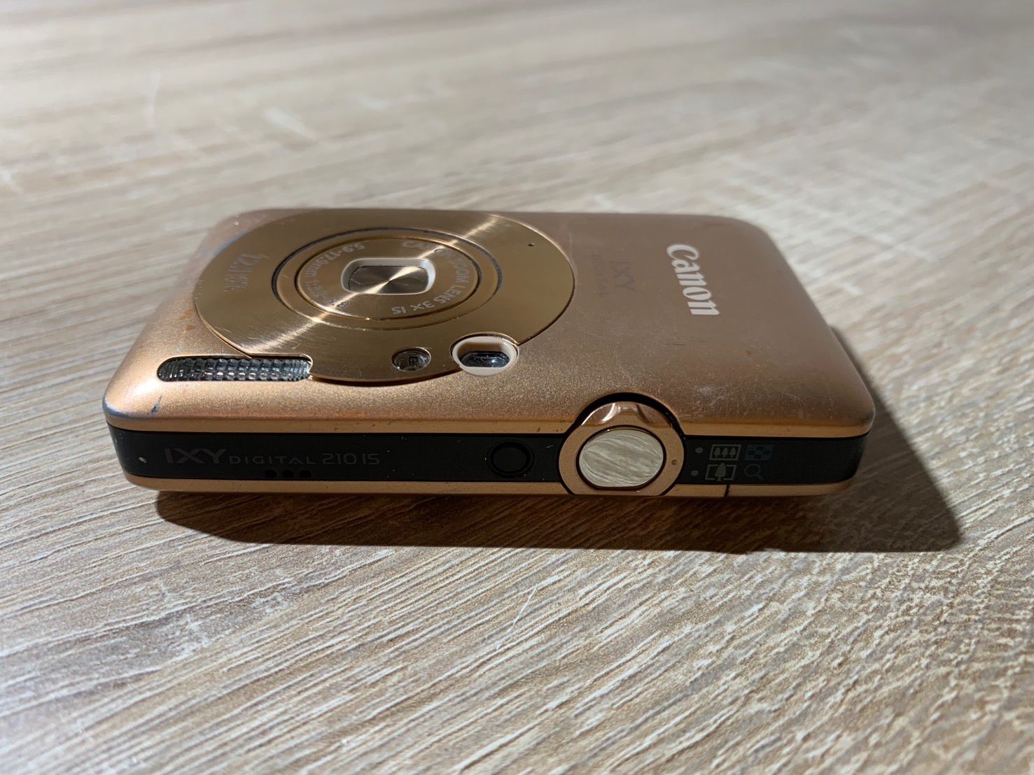 7933 Canon IXY DIGITAL 210 IS ゴールド デジカメ ジャンク品 - メルカリ
