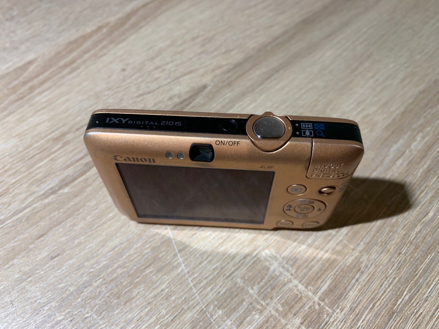 7933 Canon IXY DIGITAL 210 IS ゴールド デジカメ ジャンク品 - メルカリ